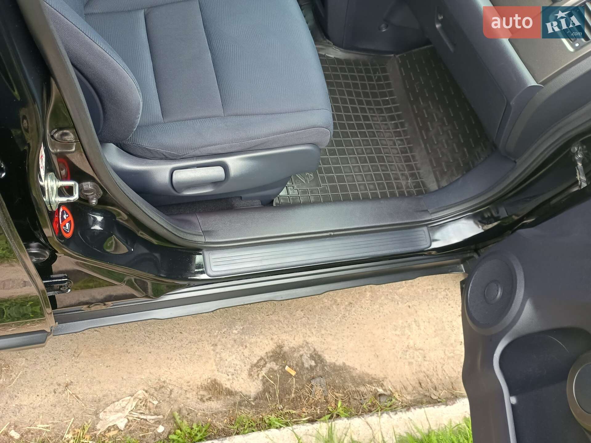 Honda CR-V 2010 VIN SHSRE6750AU015561 фото оголошення 23 з 34