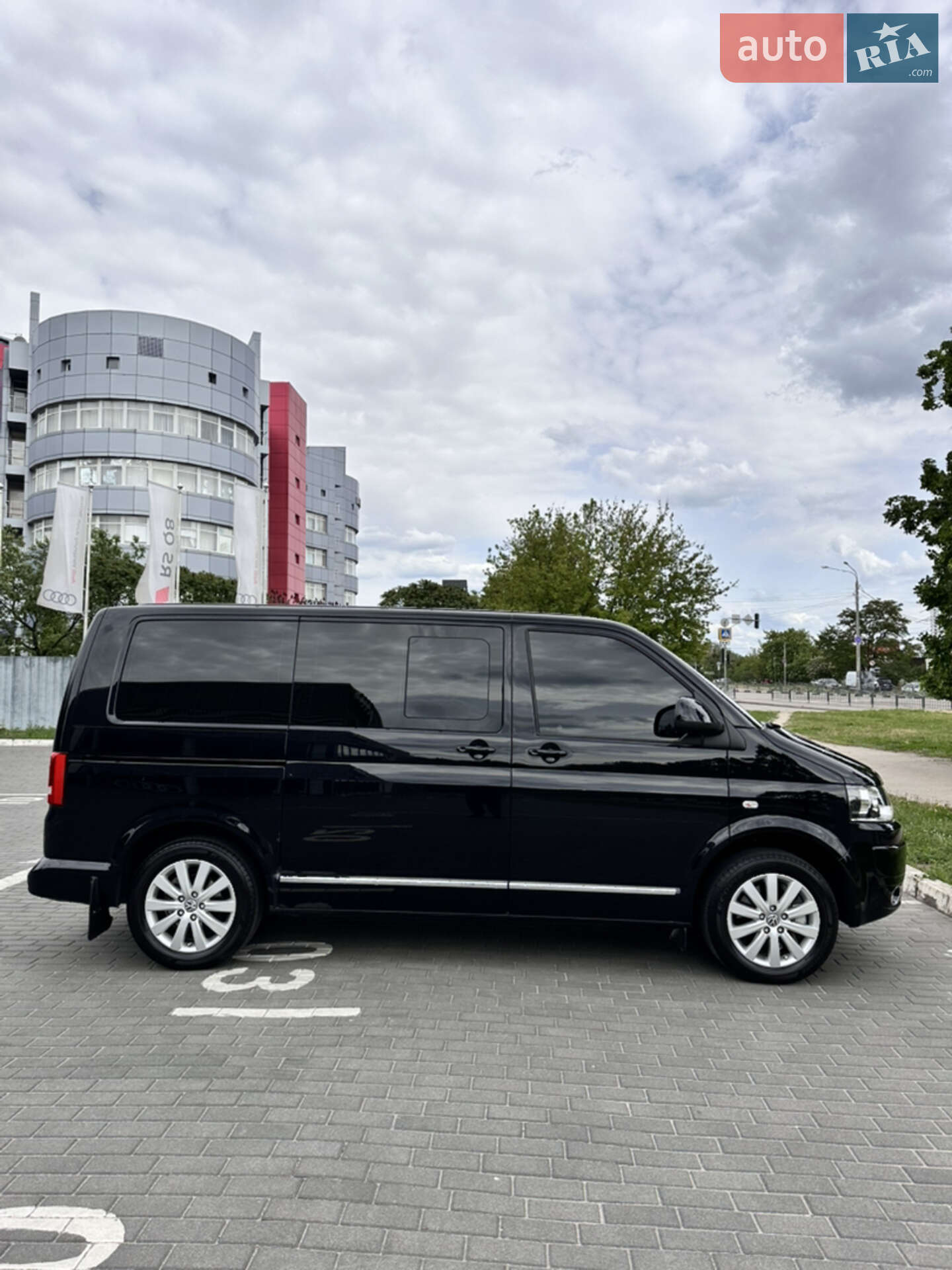 Volkswagen Multivan 2012 VIN WV2ZZZ7HZDH022451 фото оголошення 4 з 37