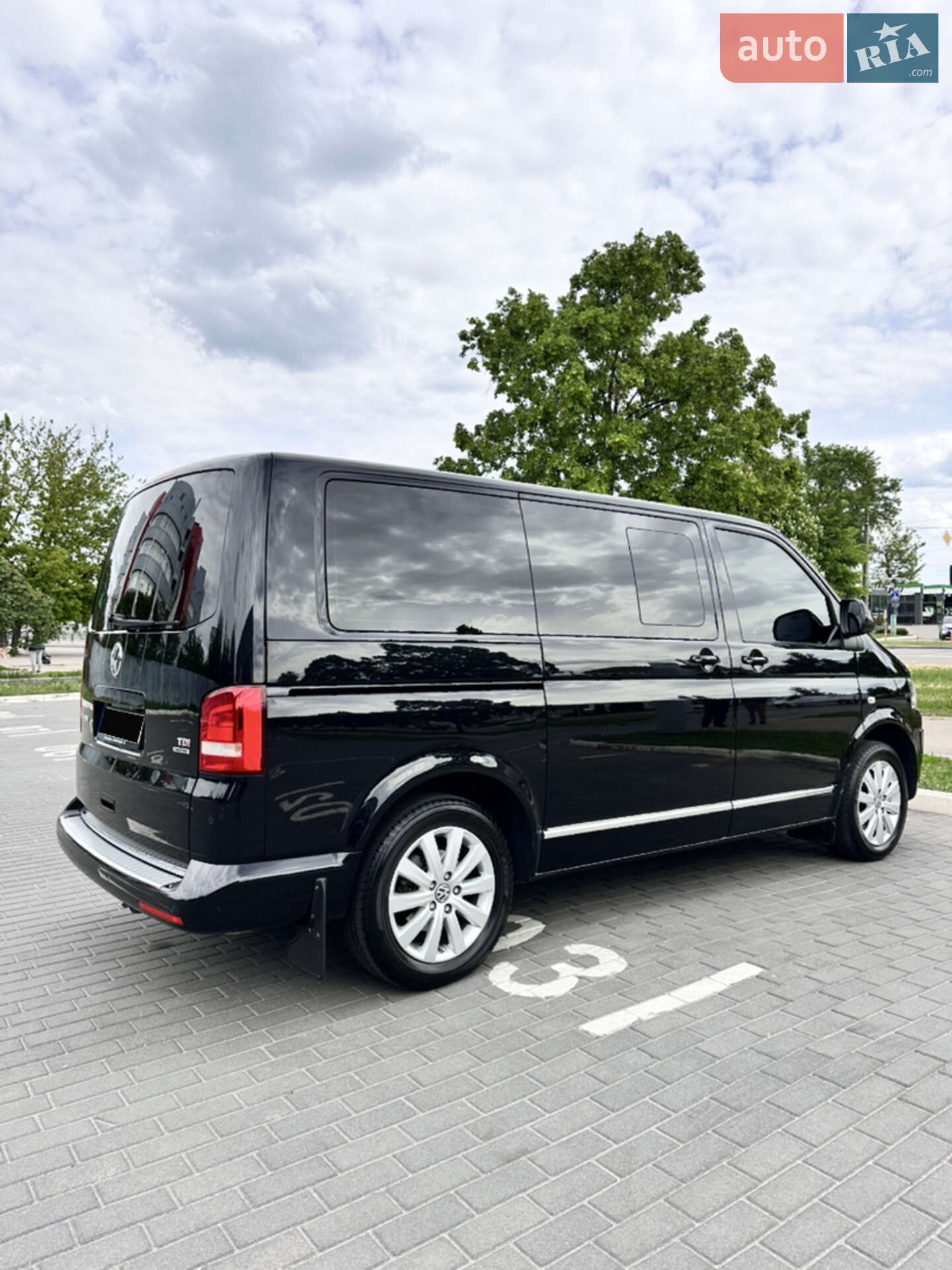Volkswagen Multivan 2012 VIN WV2ZZZ7HZDH022451 фото оголошення 5 з 37