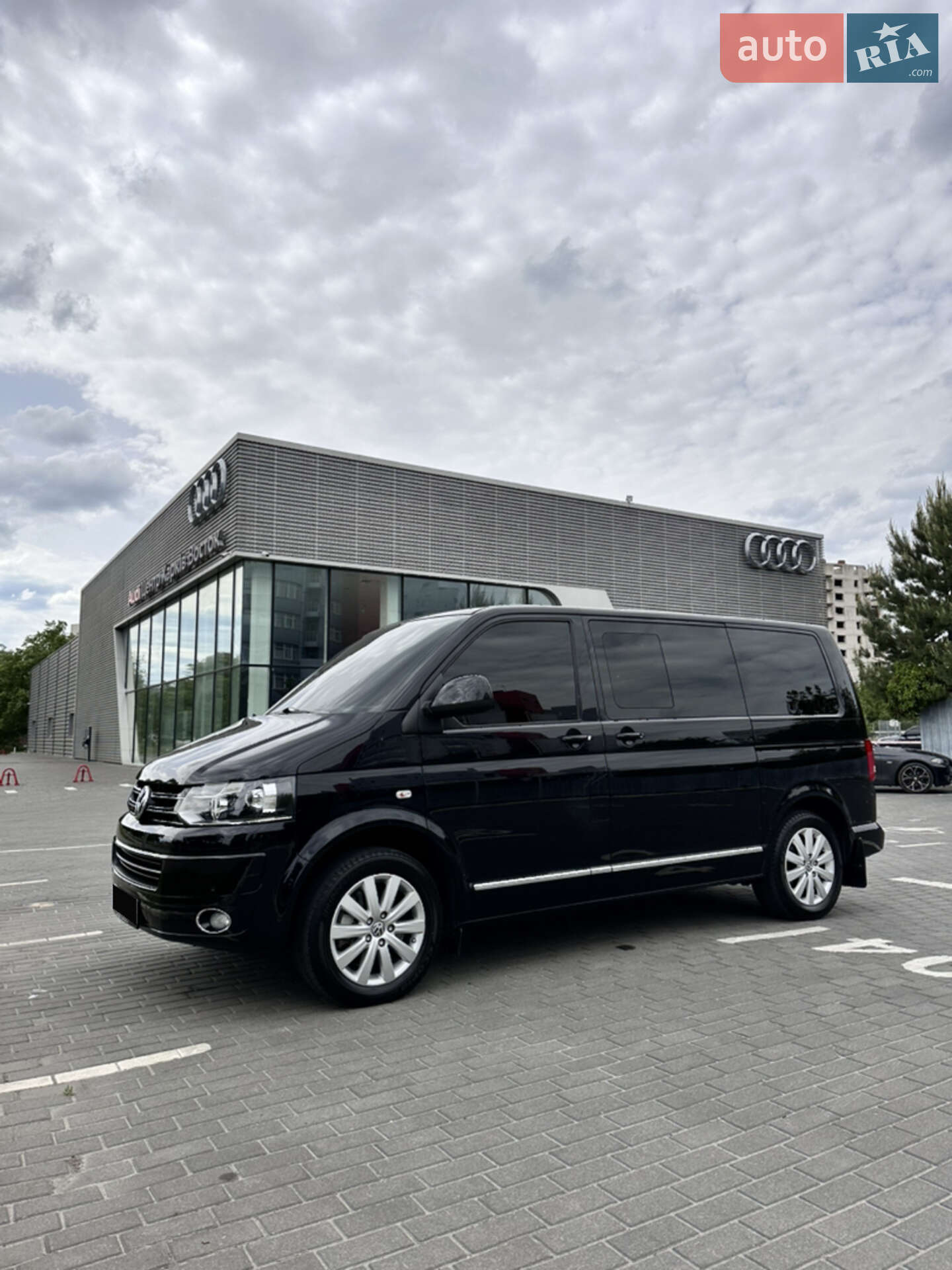 Volkswagen Multivan 2012 VIN WV2ZZZ7HZDH022451 фото оголошення 10 з 37