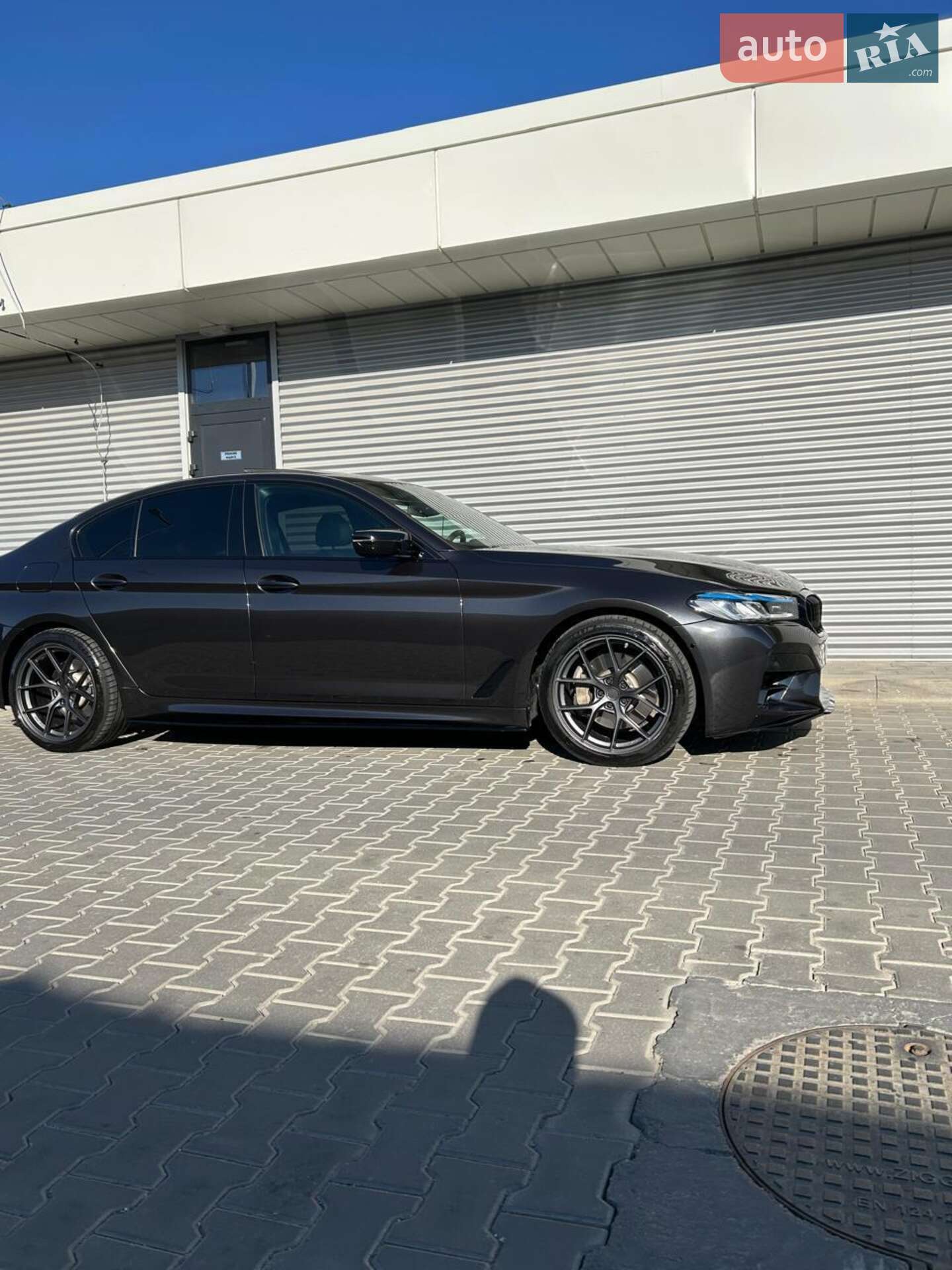 BMW 5 Series 2017 VIN WBAJA7C59JWA73769 фото оголошення 23 з 46