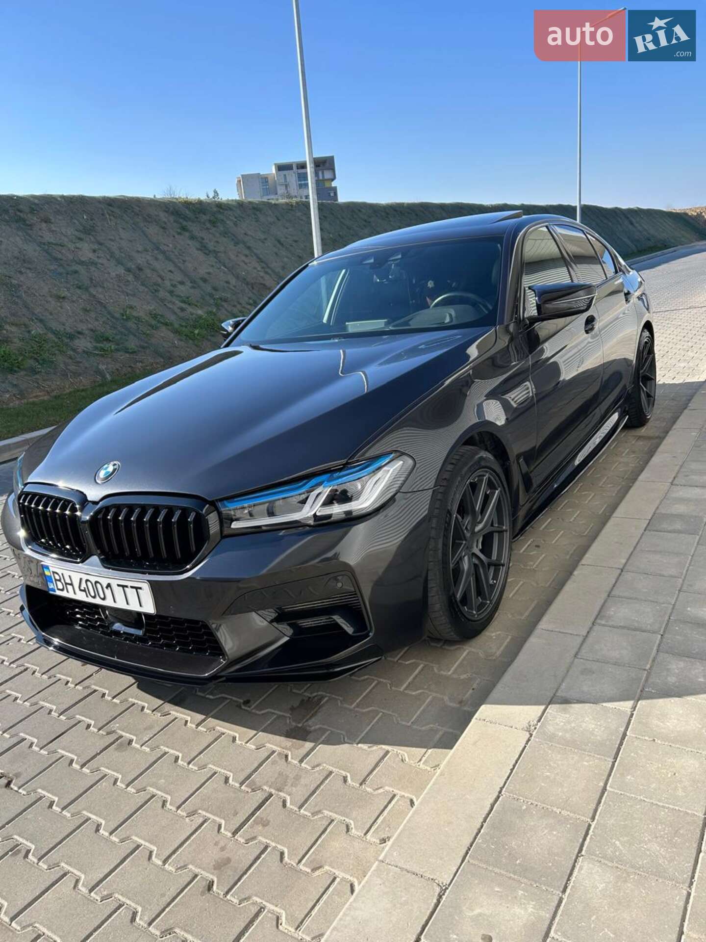 BMW 5 Series 2017 VIN WBAJA7C59JWA73769 фото оголошення 26 з 46