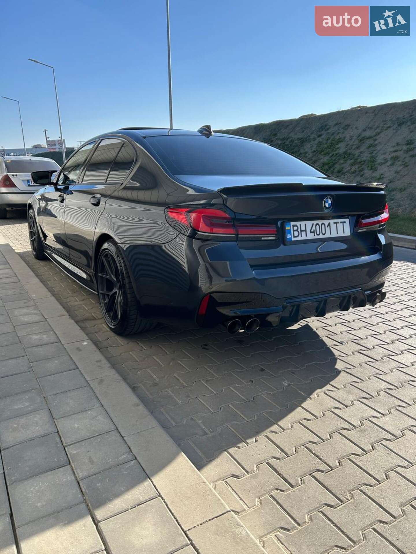 BMW 5 Series 2017 VIN WBAJA7C59JWA73769 фото оголошення 27 з 46