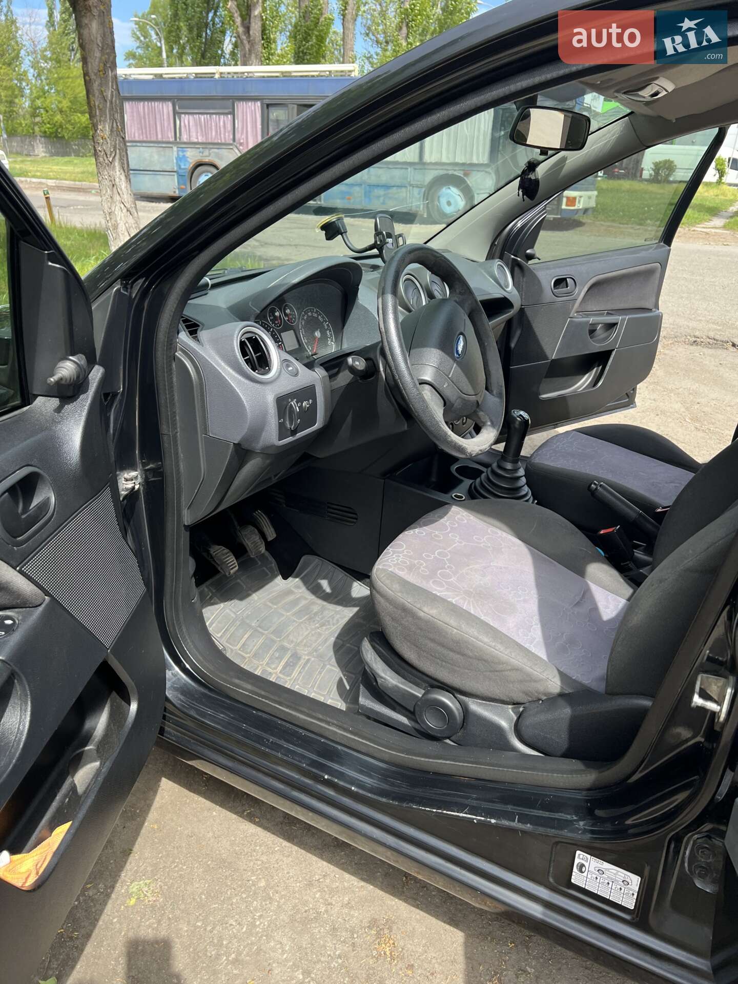 Ford Fiesta 2006 VIN WF0HXXWPJH6R73882 фото оголошення 12 з 19