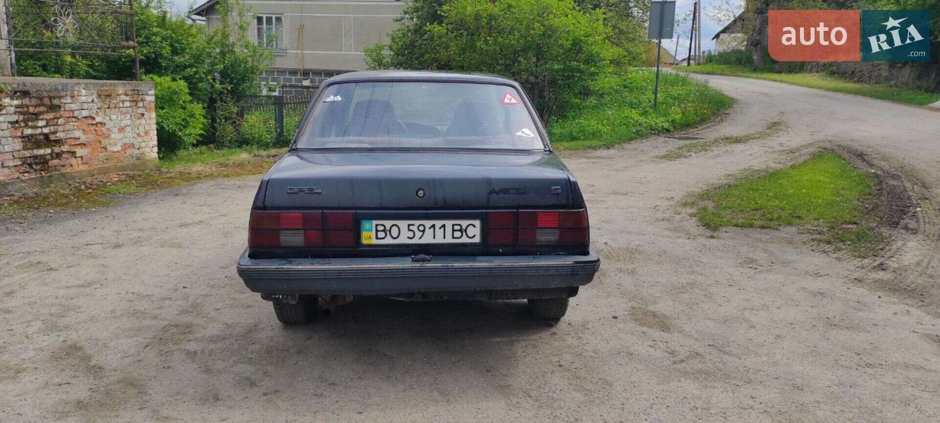Opel Ascona 1988 VIN W0L000086J1036130 фото оголошення 2 з 8