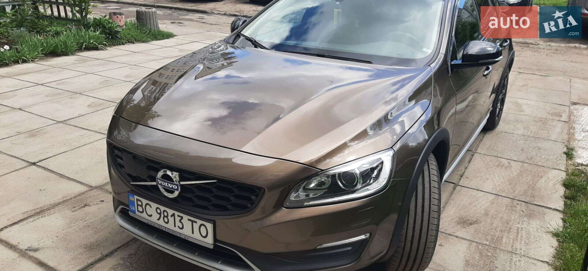 Volvo V60Cc 2017 VIN YV1FZARCDJ2050427 фото оголошення 39 з 52