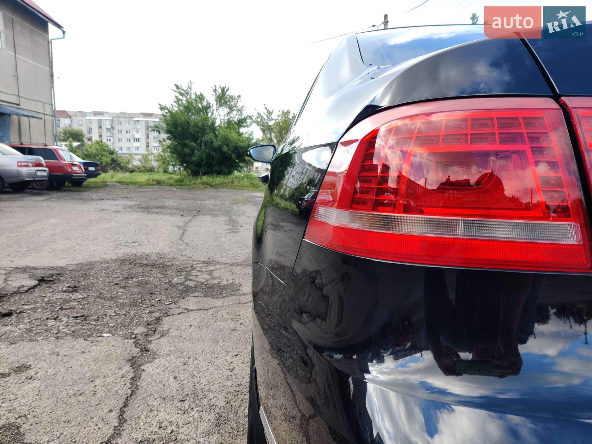 Volkswagen Passat 2011 VIN WVWZZZ3CZCP031088 фото оголошення 8 з 51