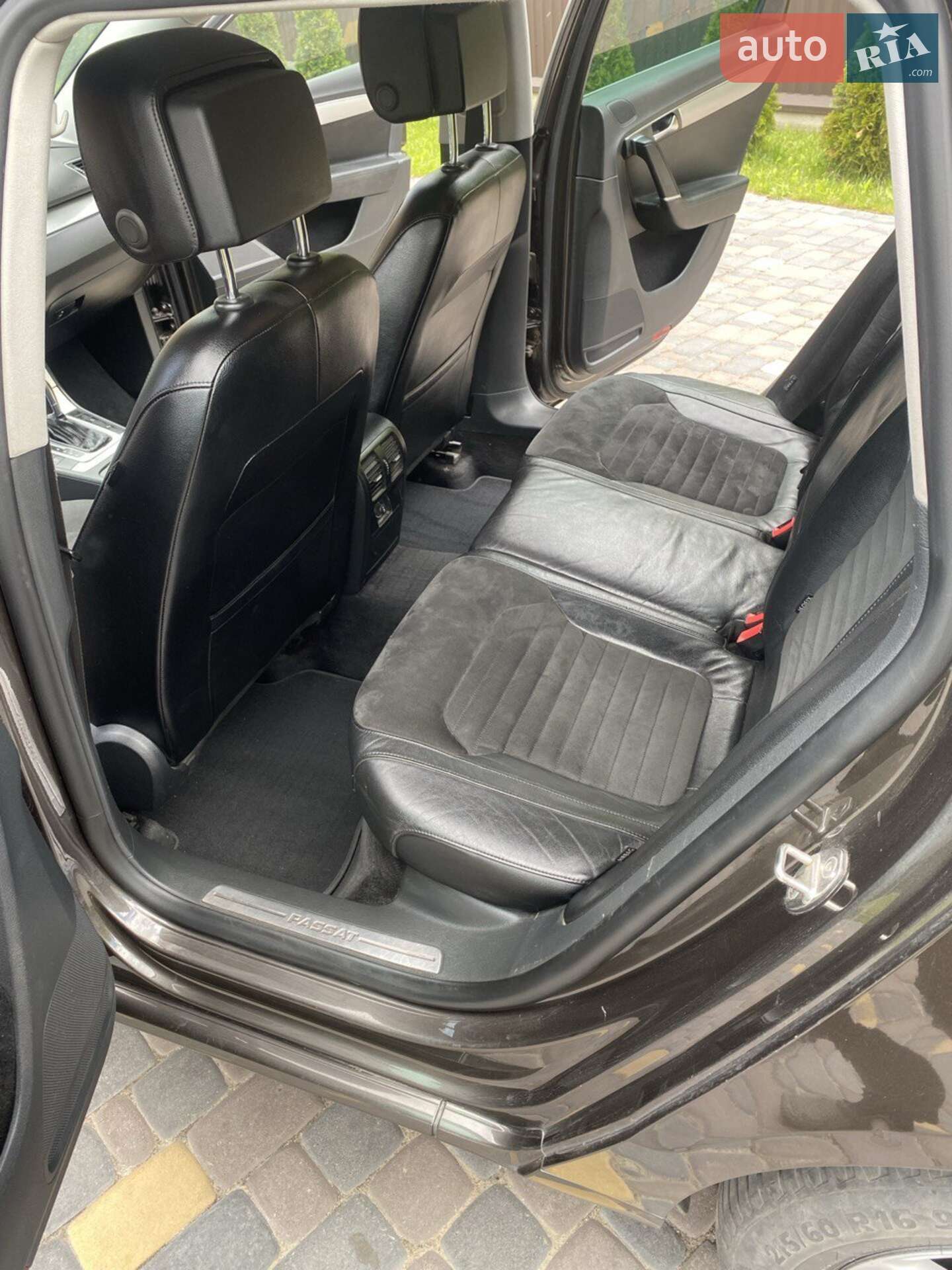 Volkswagen Passat 2012 VIN WVWZZZ3CZDE013790 фото оголошення 11 з 11