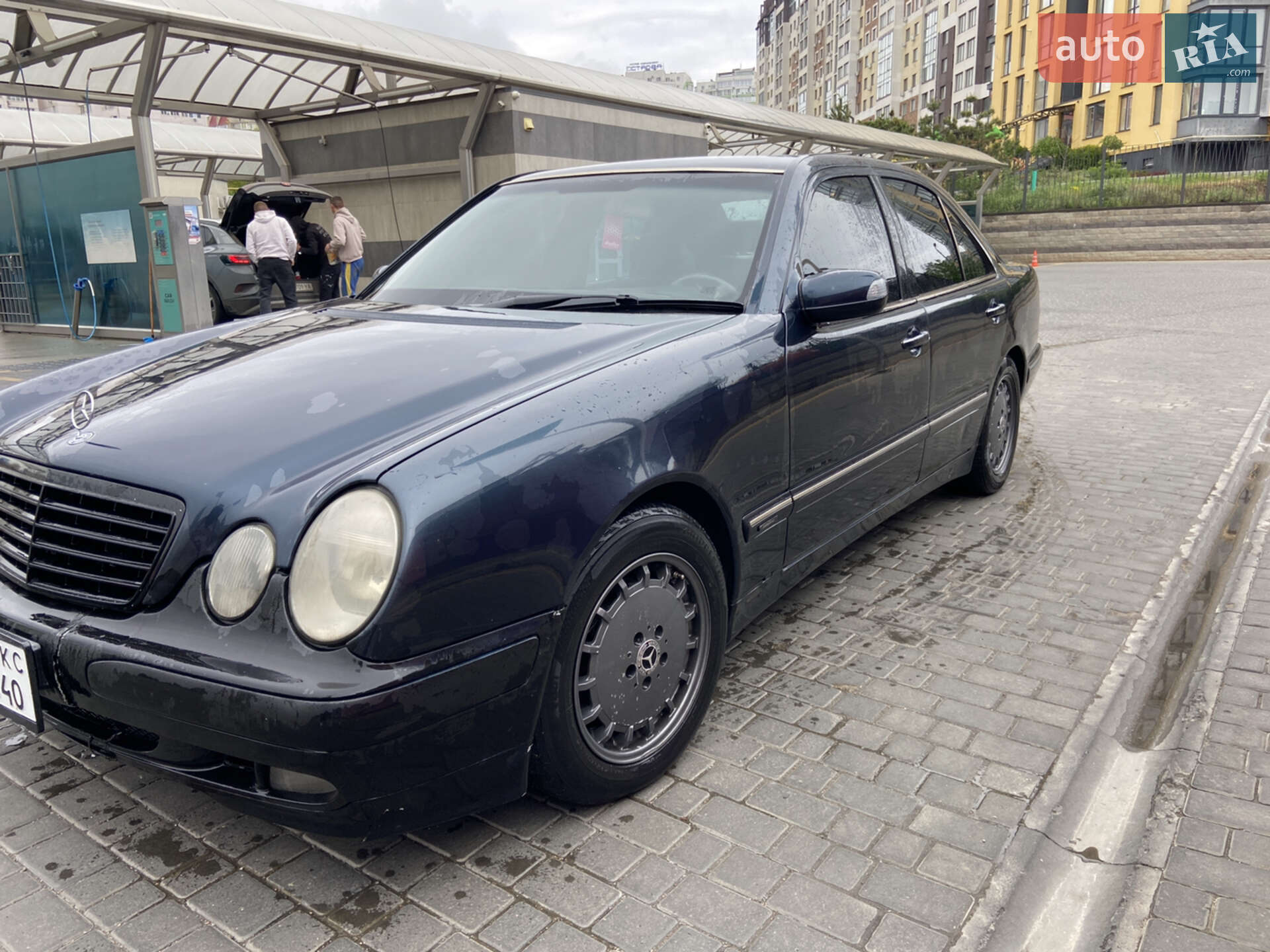 Mercedes-Benz E-Class 2001 VIN WDB2100261B138777 фото оголошення 2 з 12