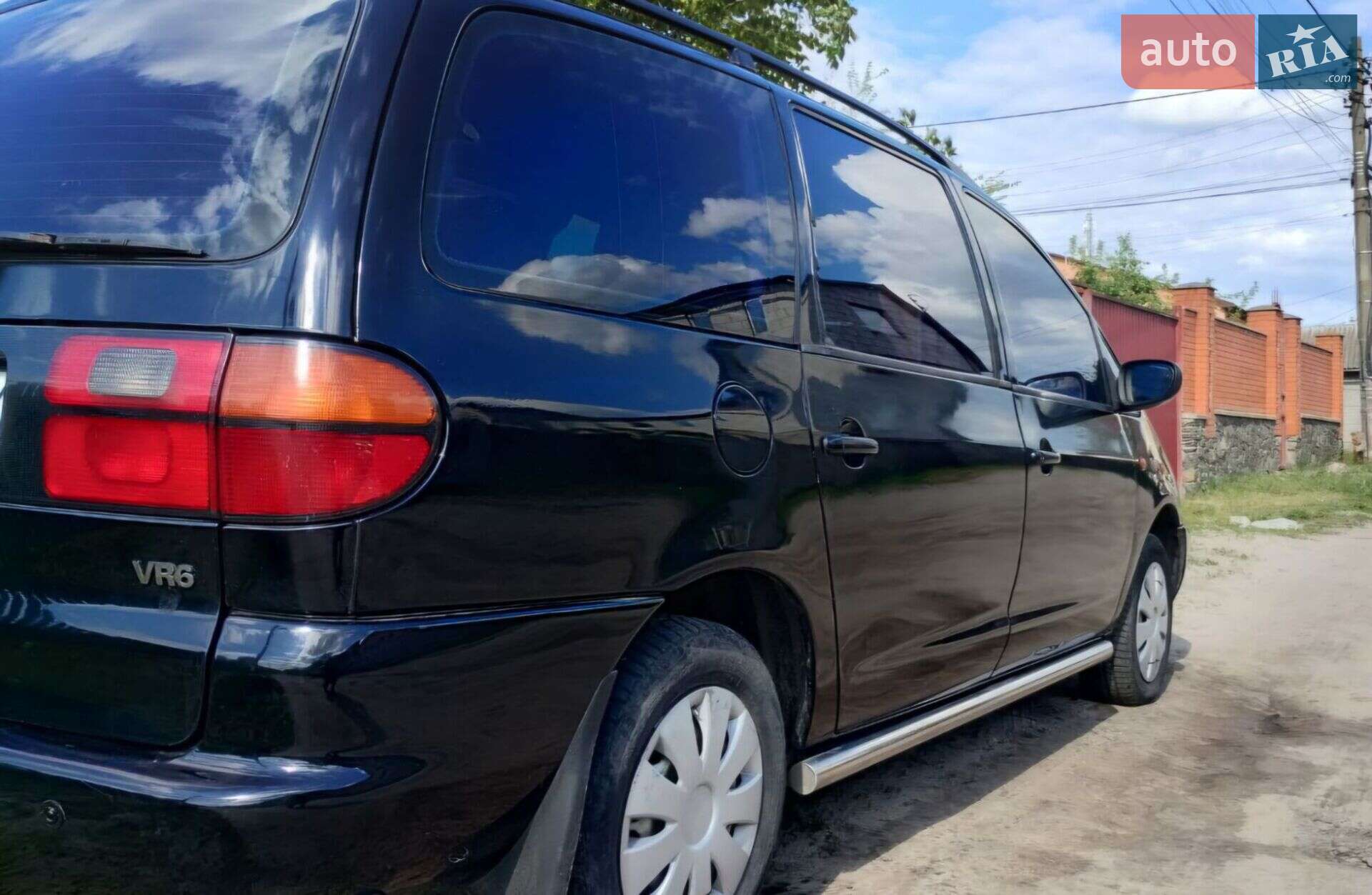 Volkswagen Sharan 1998 VIN WVWZZZ7MZWV024423 фото оголошення 3 з 17