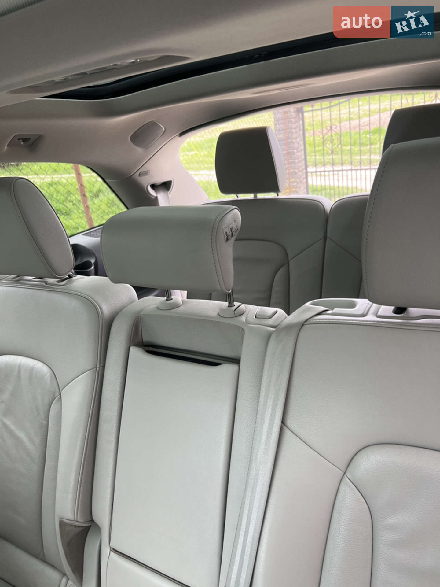 Audi Q7 2013 VIN WA1LGAFE3DD013657 фото оголошення 19 з 23