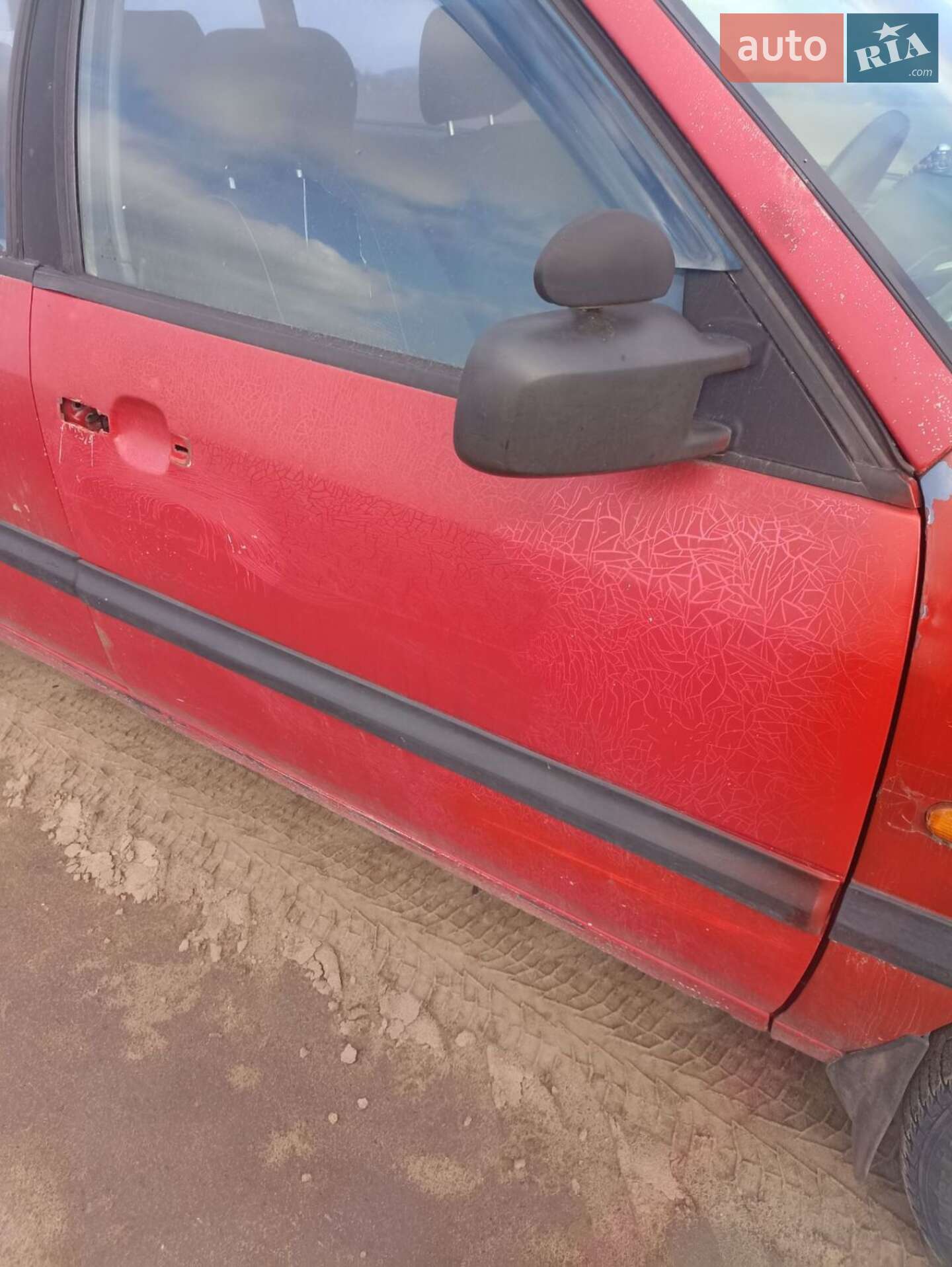Volkswagen Passat 1994 VIN WVWZZZ3AZRE186436 фото оголошення 5 з 9