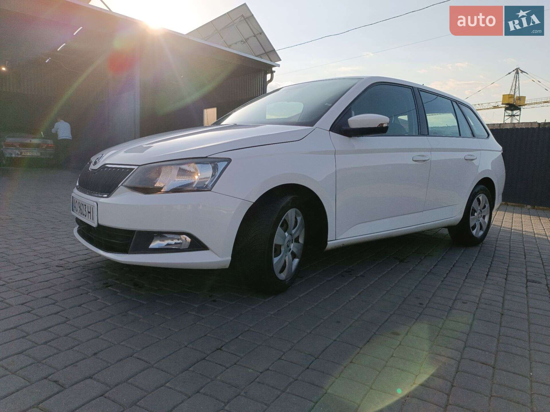 Skoda Fabia 2015 VIN TMBJJ6NJ1FZ064378 фото оголошення 3 з 10