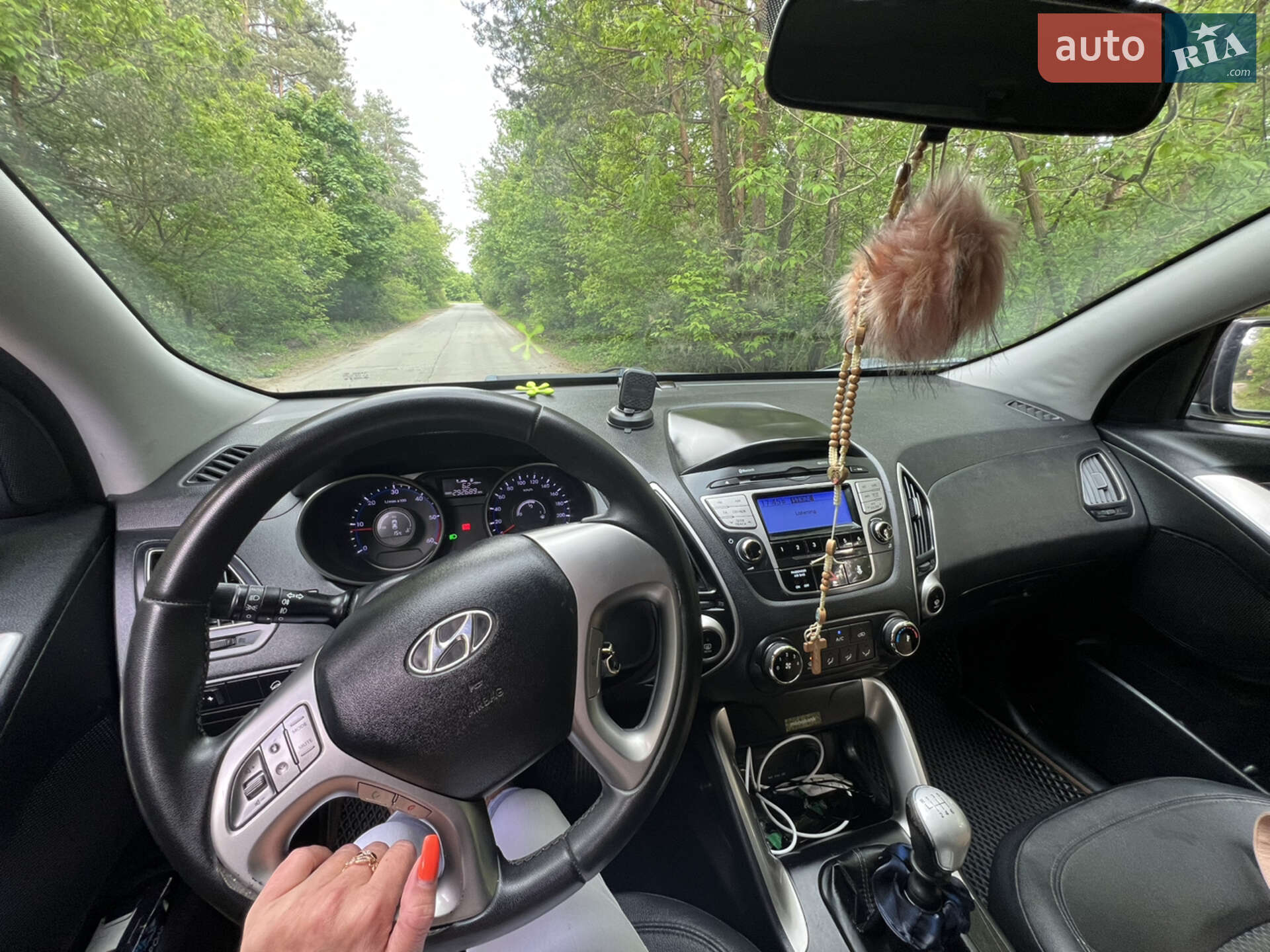 Hyundai ix35 2011 VIN U5YZU81UABL087466 фото оголошення 9 з 10