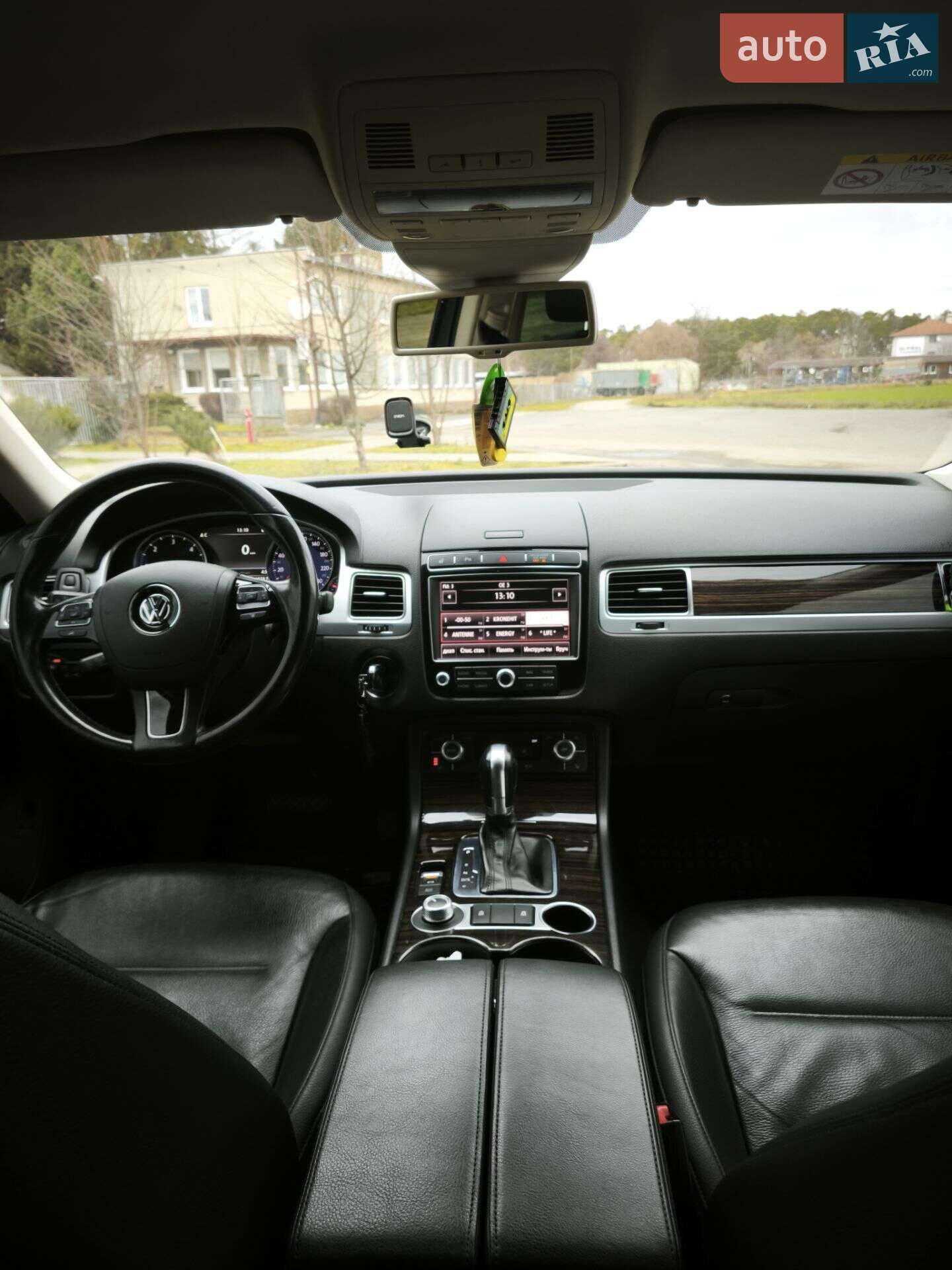 Volkswagen Touareg 2014 VIN WVGZZZ7PZFD002471 фото оголошення 9 з 17