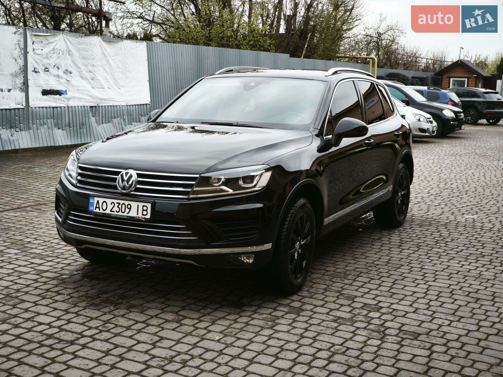 Volkswagen Touareg 2014 VIN WVGZZZ7PZFD002471 фото оголошення 2 з 17