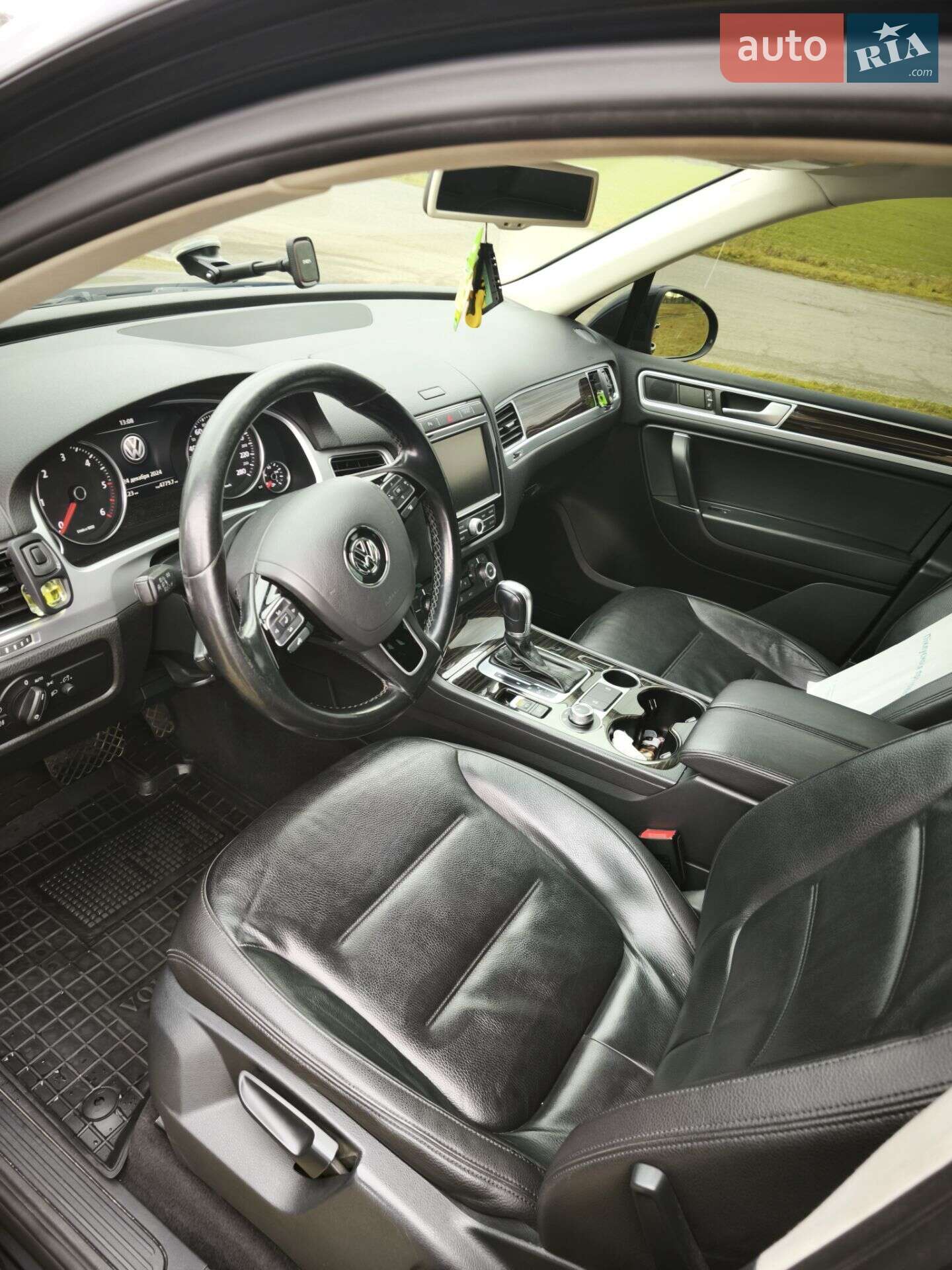 Volkswagen Touareg 2014 VIN WVGZZZ7PZFD002471 фото оголошення 14 з 17