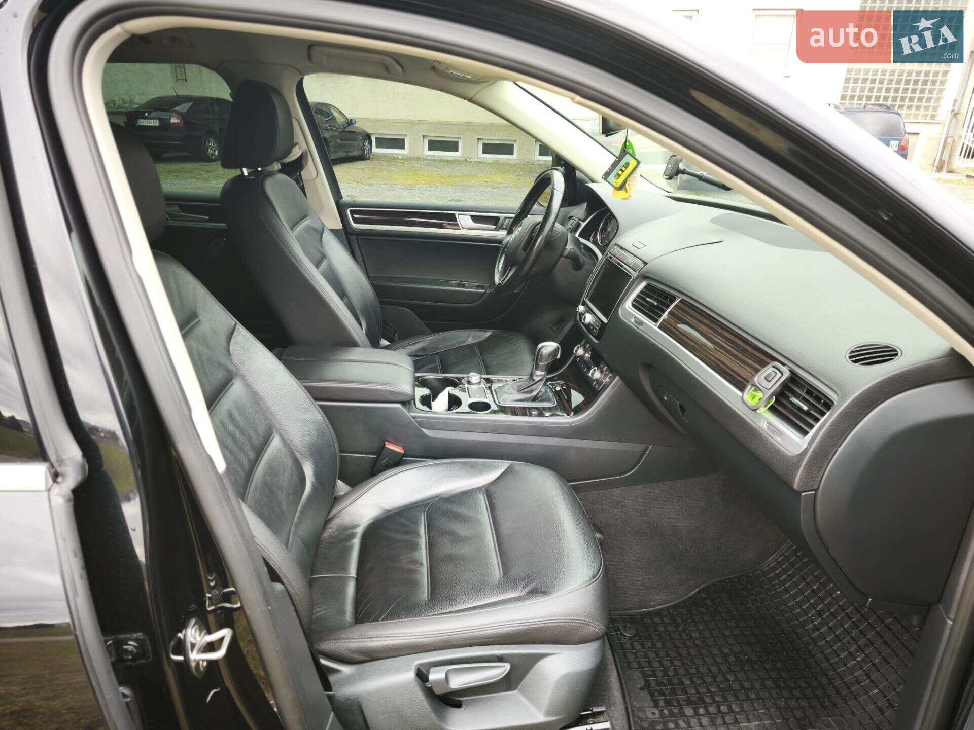 Volkswagen Touareg 2014 VIN WVGZZZ7PZFD002471 фото оголошення 17 з 17