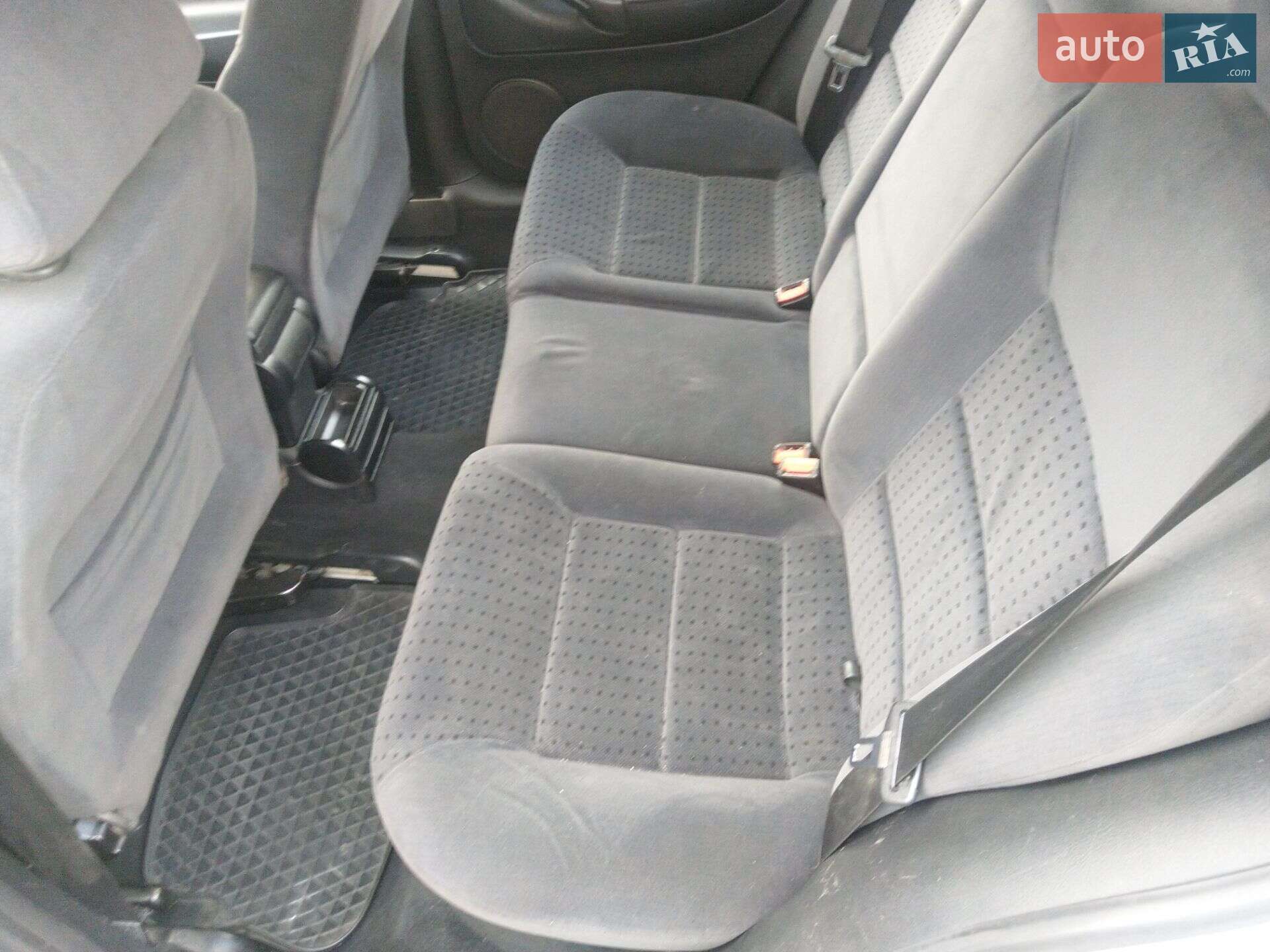 Volkswagen Golf 2000 VIN WVWZZZ1JZYW401059 фото оголошення 5 з 12