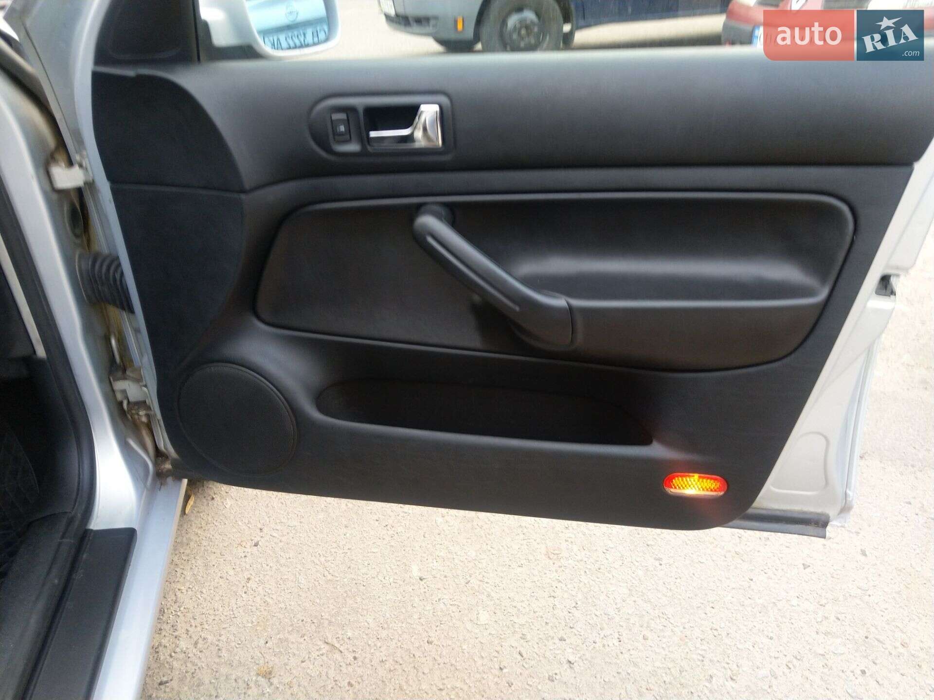 Volkswagen Golf 2000 VIN WVWZZZ1JZYW401059 фото оголошення 11 з 12