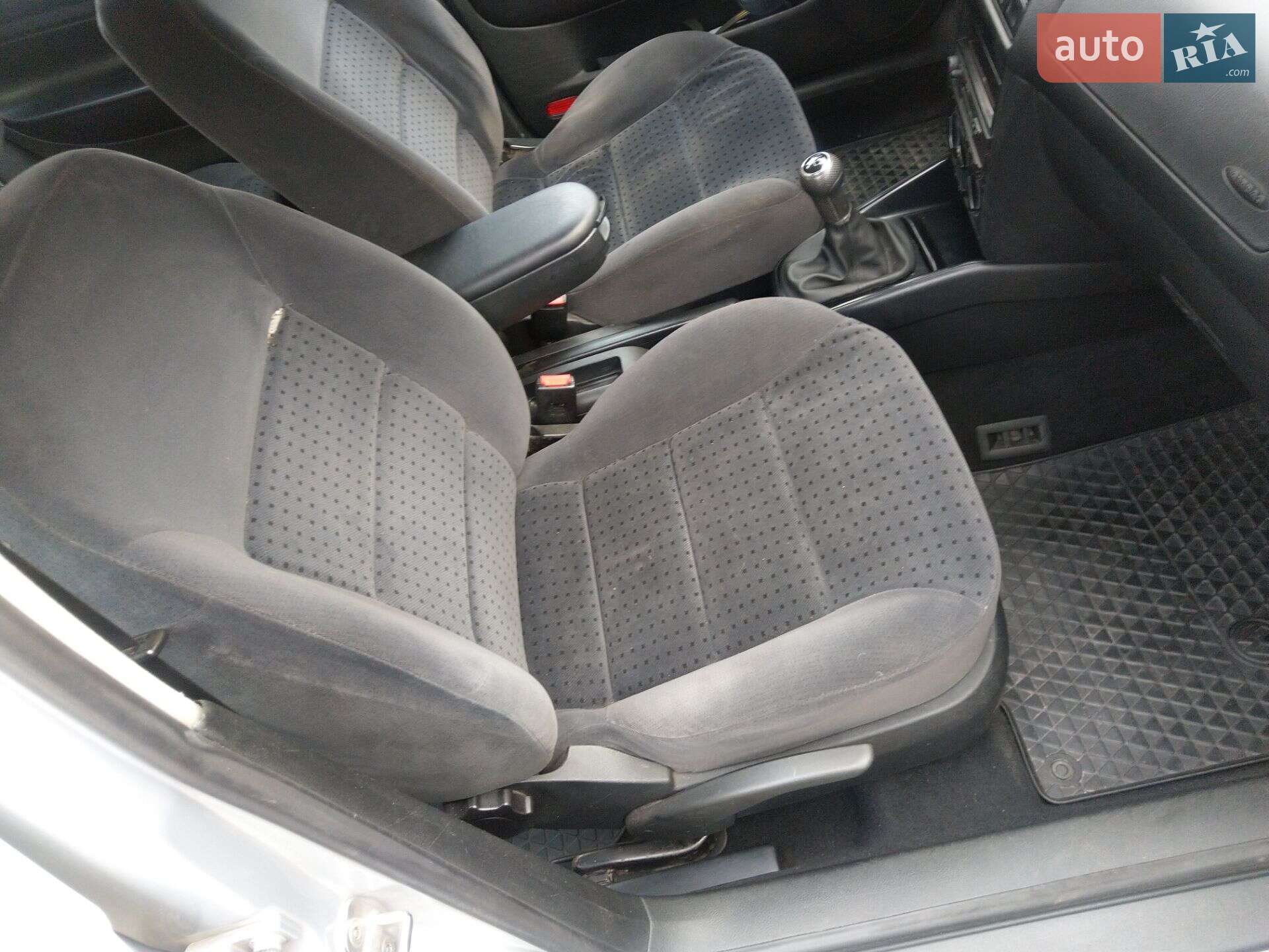 Volkswagen Golf 2000 VIN WVWZZZ1JZYW401059 фото оголошення 7 з 12