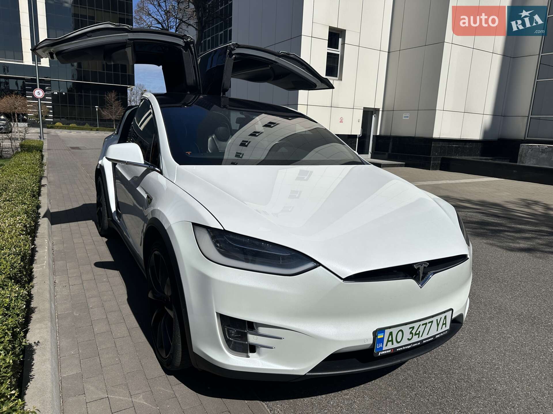 Tesla Model X 2016 VIN 5YJXCBE22GF021410 фото оголошення 6 з 40