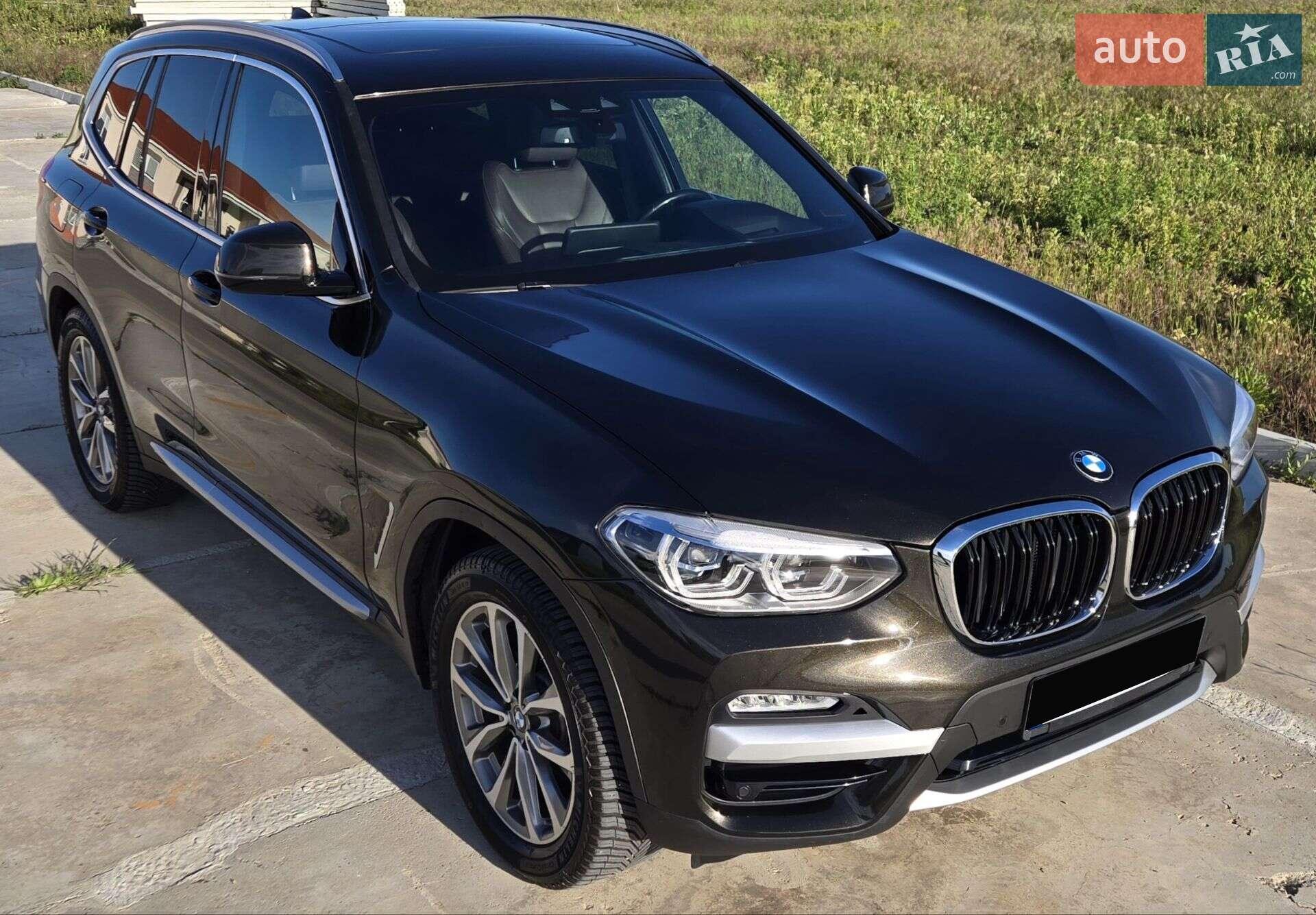 BMW X3 2019 VIN 5UXTR9C5XKLP91622 фото оголошення 2 з 20