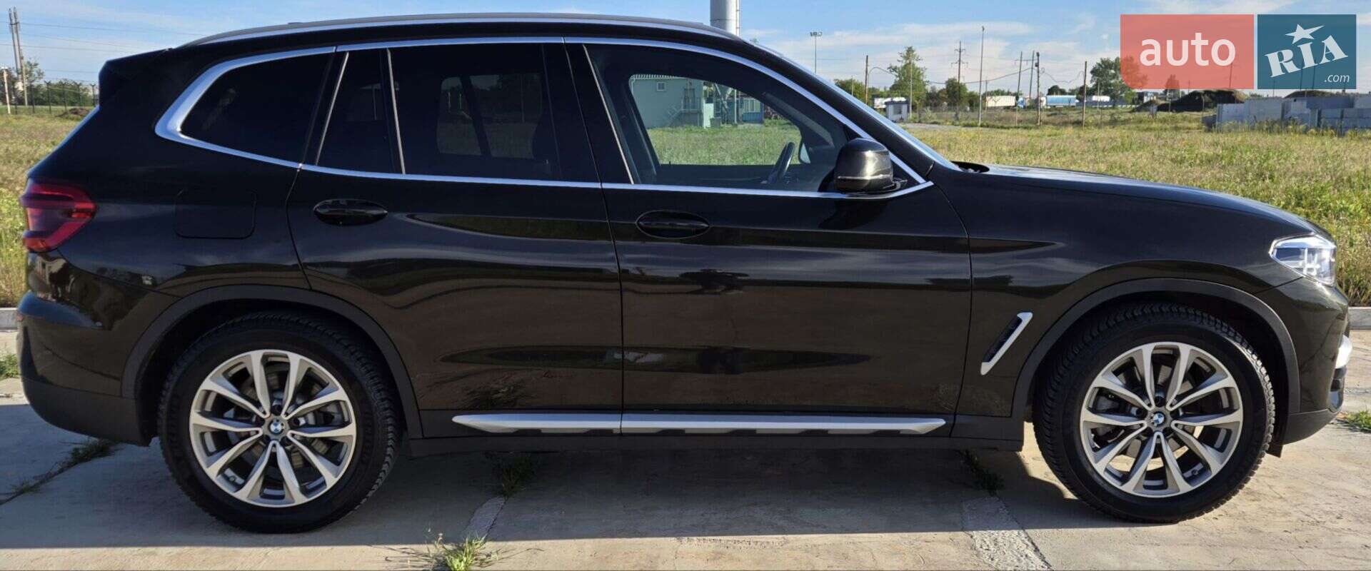 BMW X3 2019 VIN 5UXTR9C5XKLP91622 фото оголошення 4 з 20
