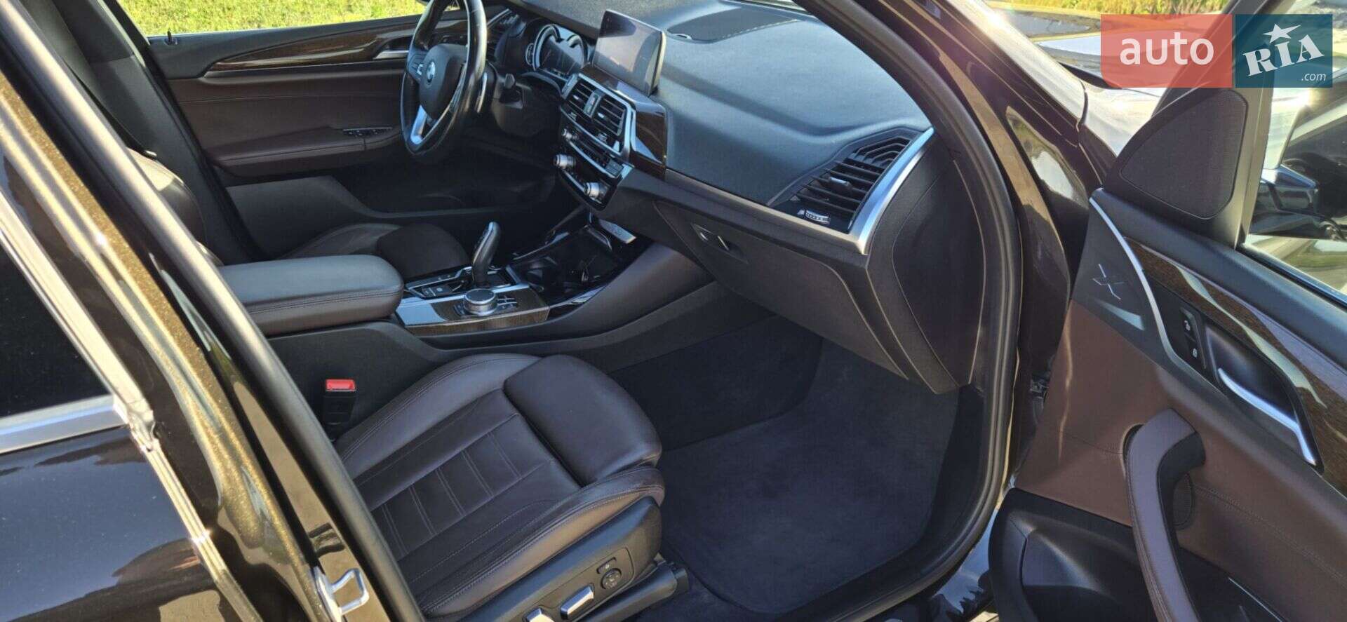 BMW X3 2019 VIN 5UXTR9C5XKLP91622 фото оголошення 7 з 20