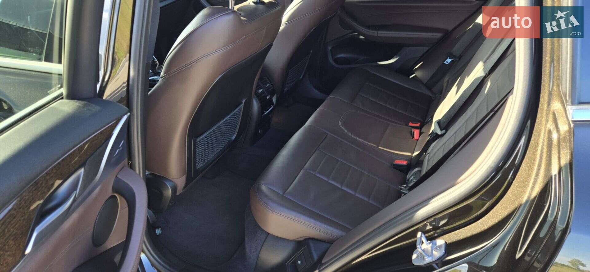 BMW X3 2019 VIN 5UXTR9C5XKLP91622 фото оголошення 13 з 20