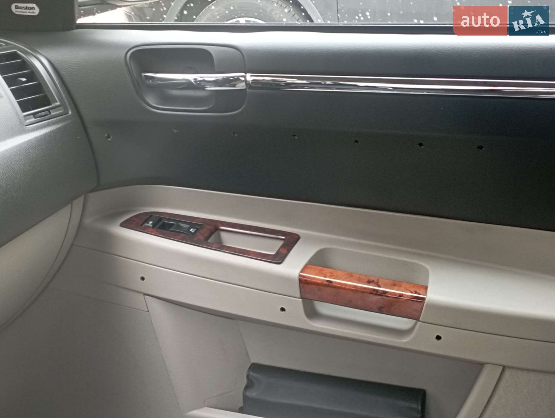 Chrysler 300C 2006 VIN 1C3H8E3DX6Y161509 фото оголошення 8 з 21
