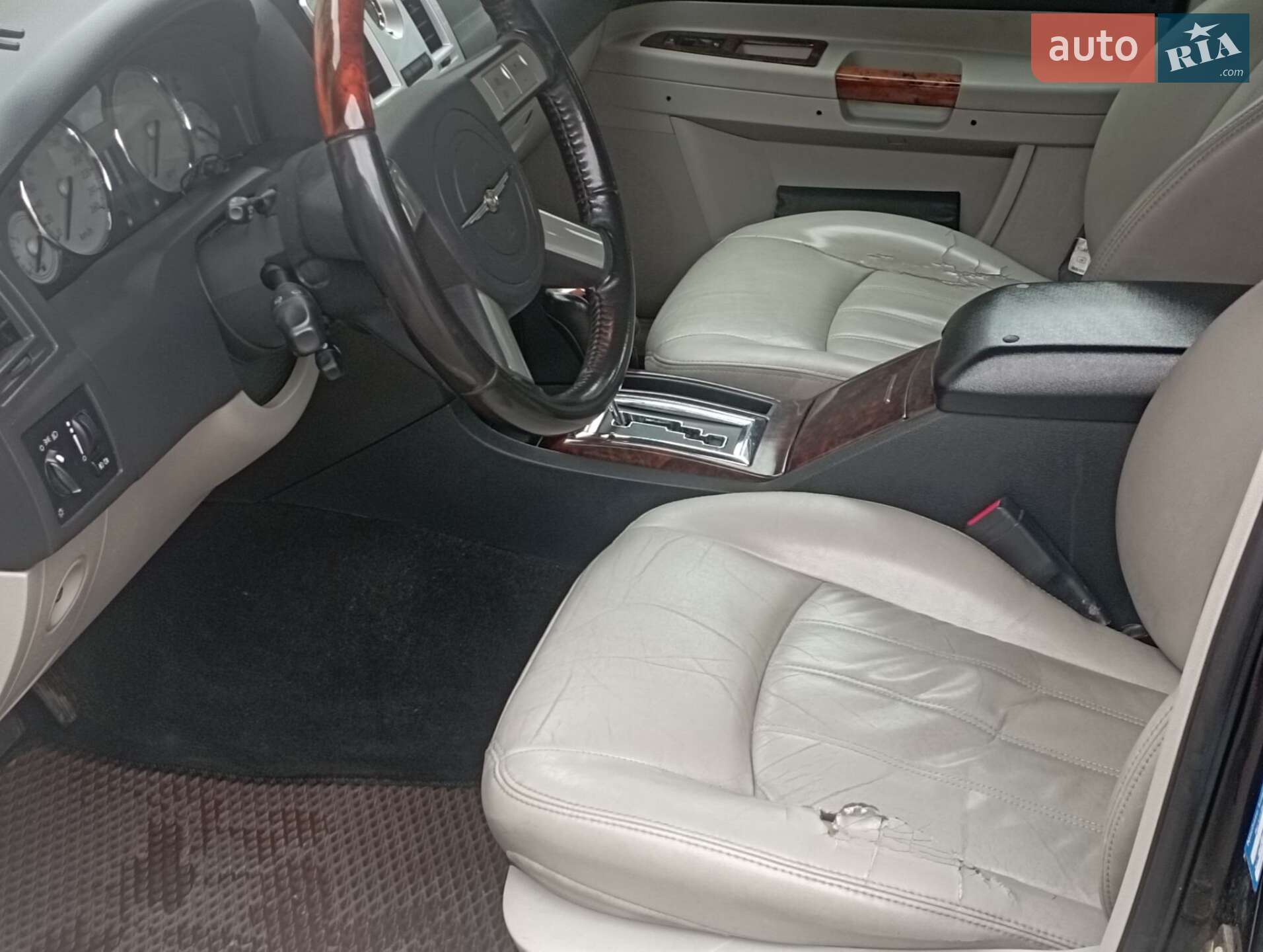 Chrysler 300C 2006 VIN 1C3H8E3DX6Y161509 фото оголошення 17 з 21