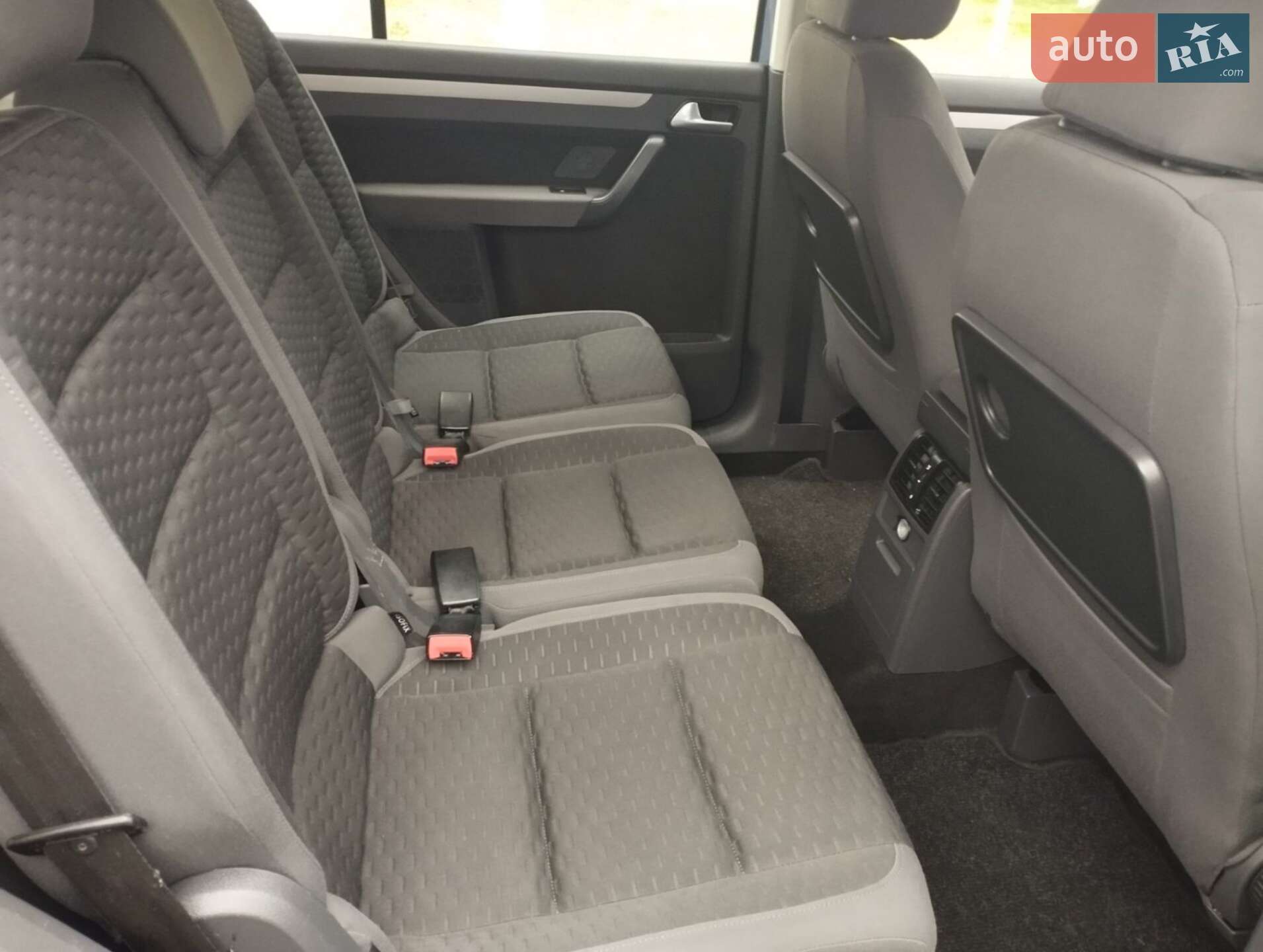 Volkswagen Touran 2009 VIN WVGZZZ1TZAW013745 фото оголошення 4 з 15
