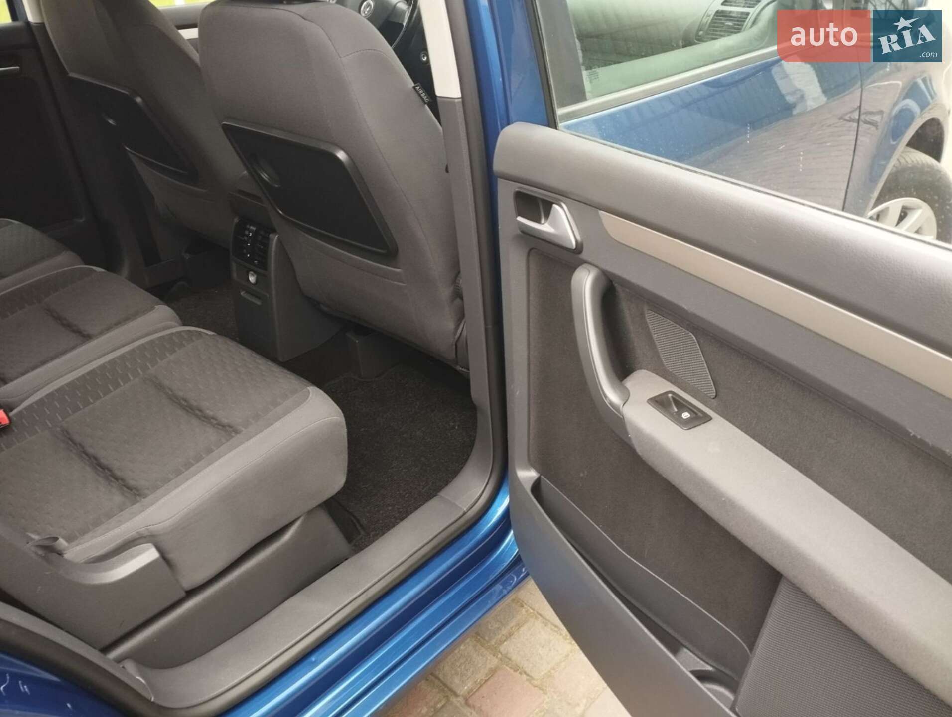 Volkswagen Touran 2009 VIN WVGZZZ1TZAW013745 фото оголошення 5 з 15