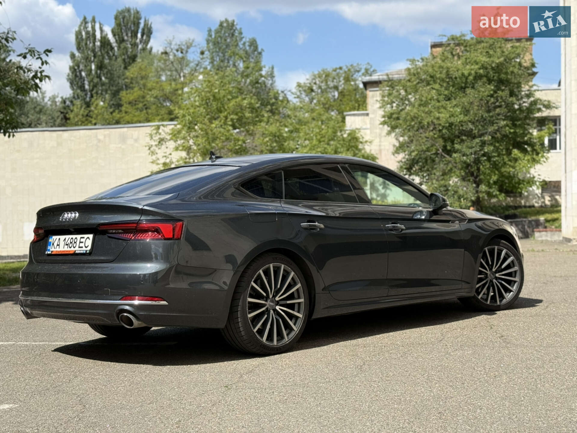 Audi A5 2018 VIN WAUBNCF5XJA078731 фото оголошення 7 з 22