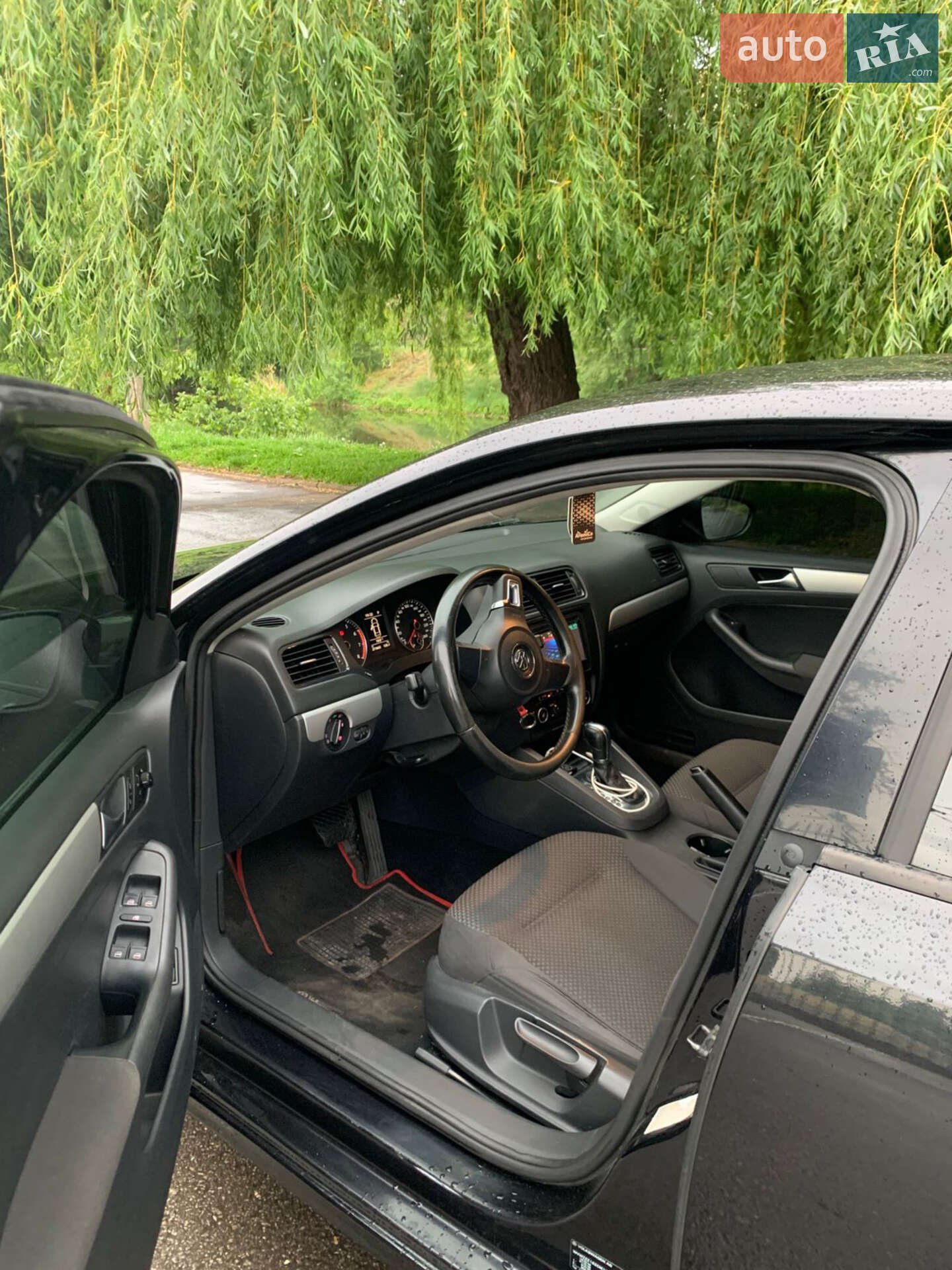 Volkswagen Jetta 2012 VIN WVWZZZ16ZCM124843 фото оголошення 2 з 7