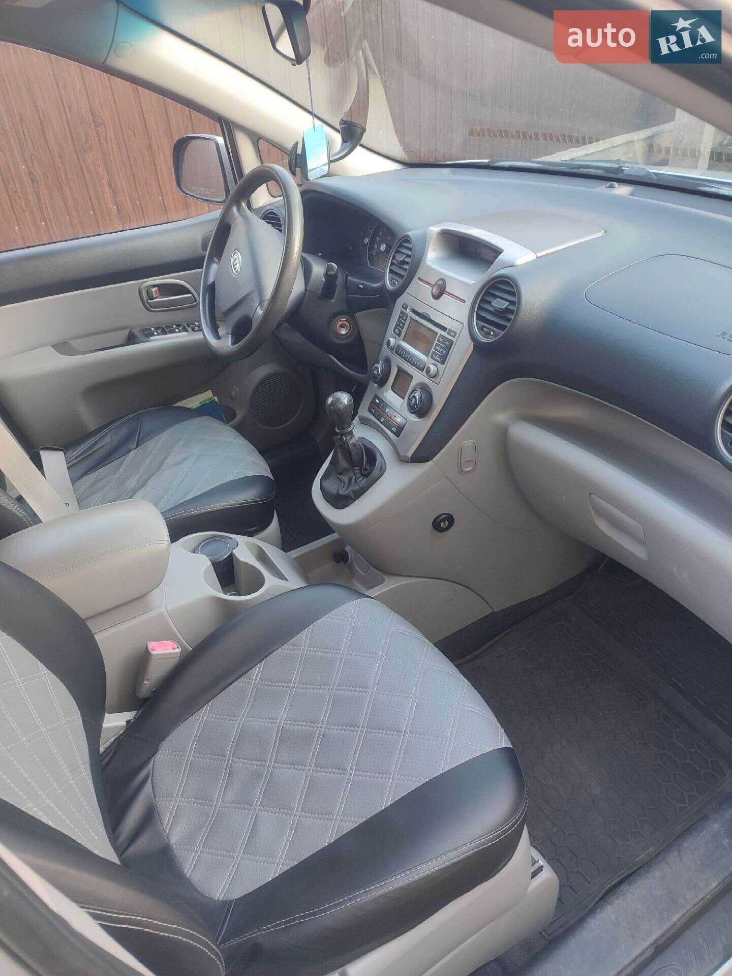 Kia Carens 2008 VIN Y6LFG52429L201001 фото оголошення 8 з 8