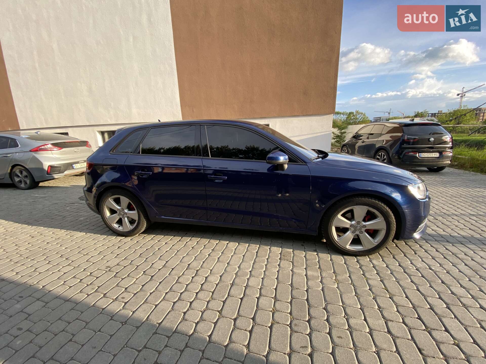Audi A3 2016 VIN WAUZZZ8V4GA121892 фото оголошення 4 з 15