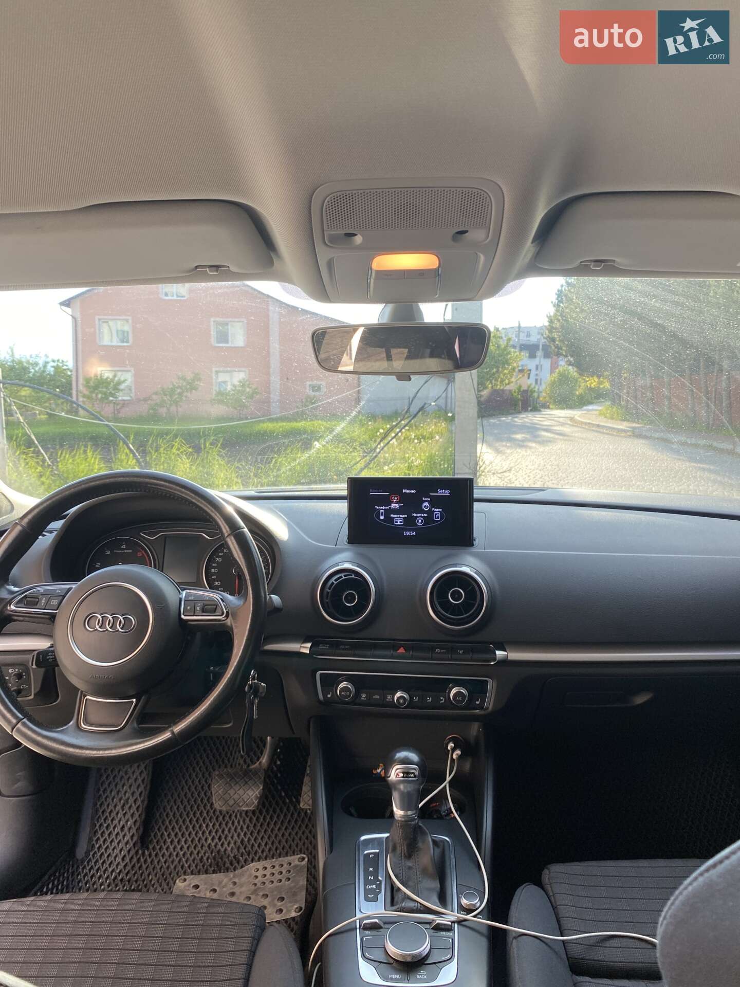 Audi A3 2016 VIN WAUZZZ8V4GA121892 фото оголошення 9 з 15