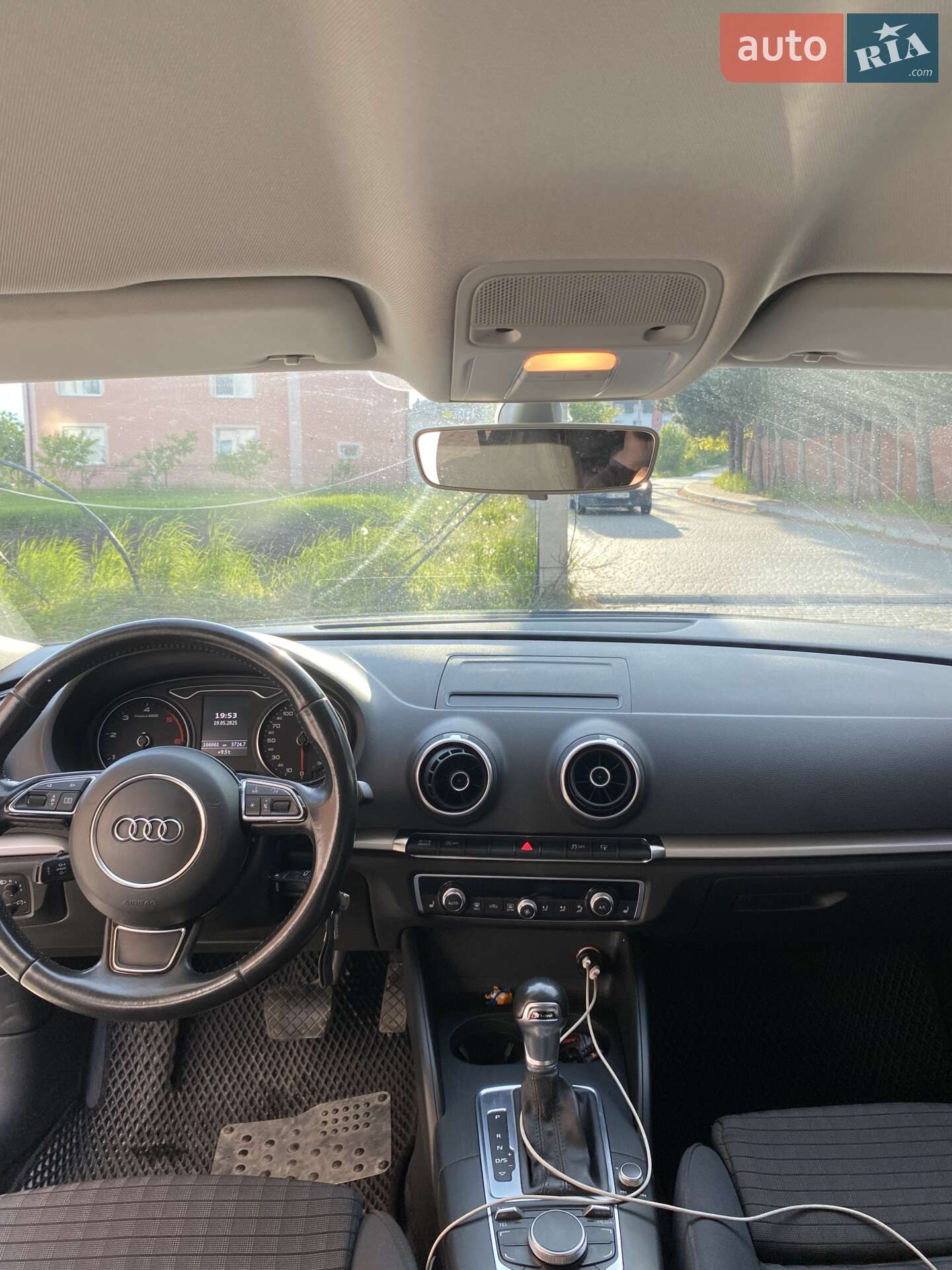 Audi A3 2016 VIN WAUZZZ8V4GA121892 фото оголошення 10 з 15