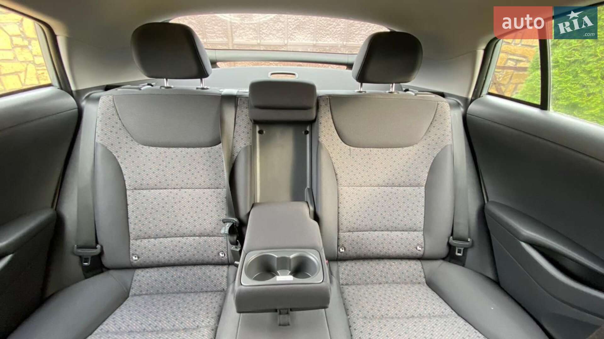 Hyundai Ioniq 2018 VIN KMHC851HFKU042173 фото оголошення 20 з 61