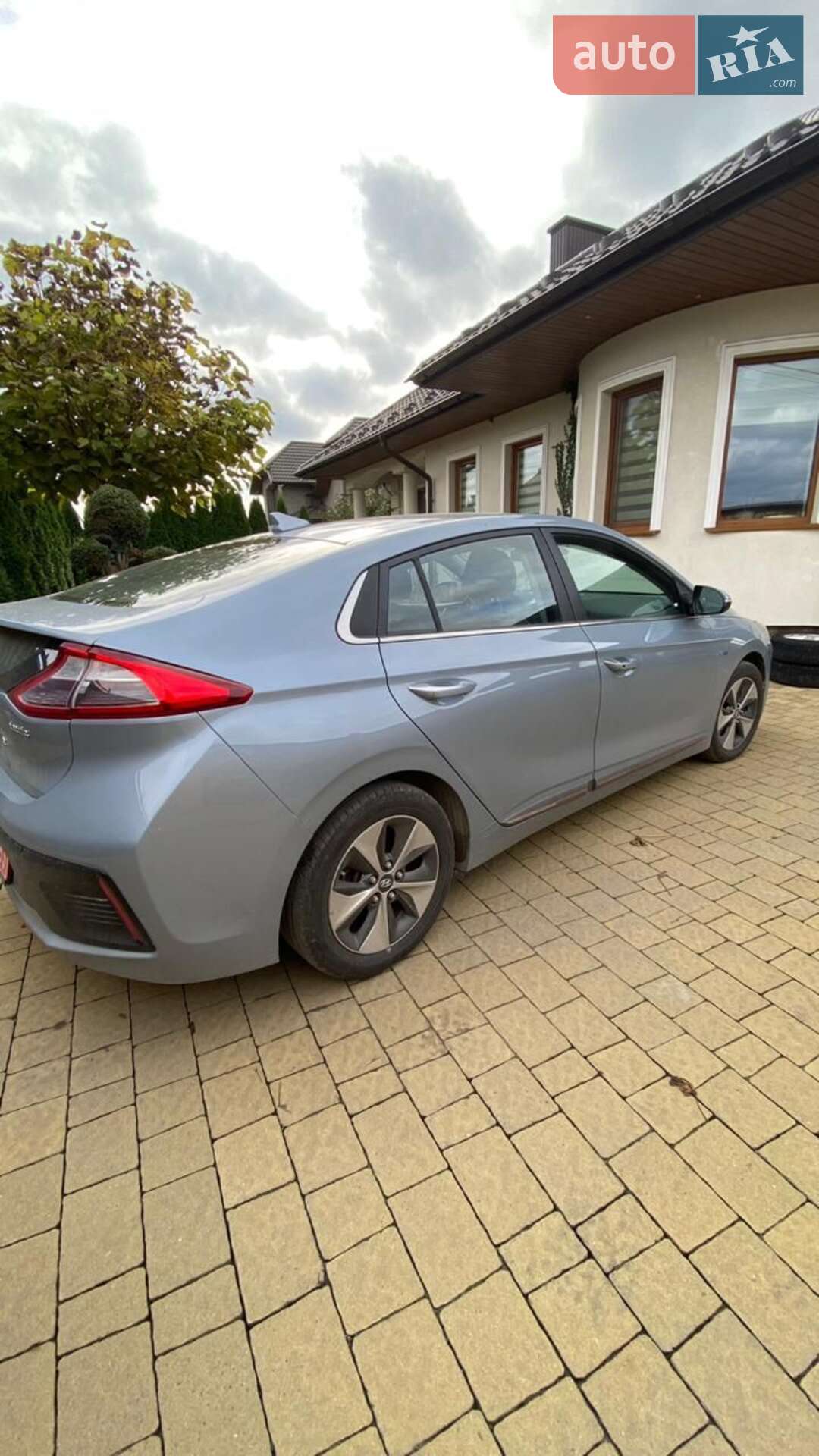 Hyundai Ioniq 2018 VIN KMHC851HFKU042173 фото оголошення 27 з 61