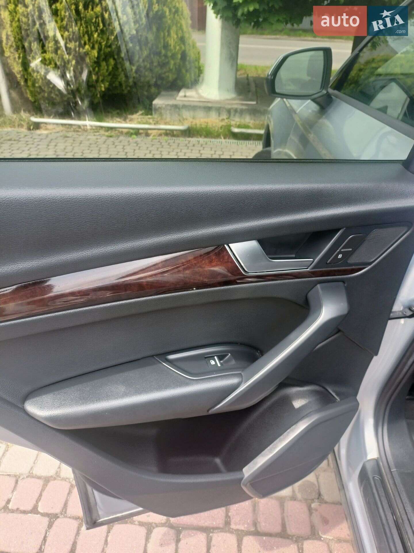 Audi Q5 2018 VIN WA1ANAFY8J2196357 фото оголошення 22 з 73