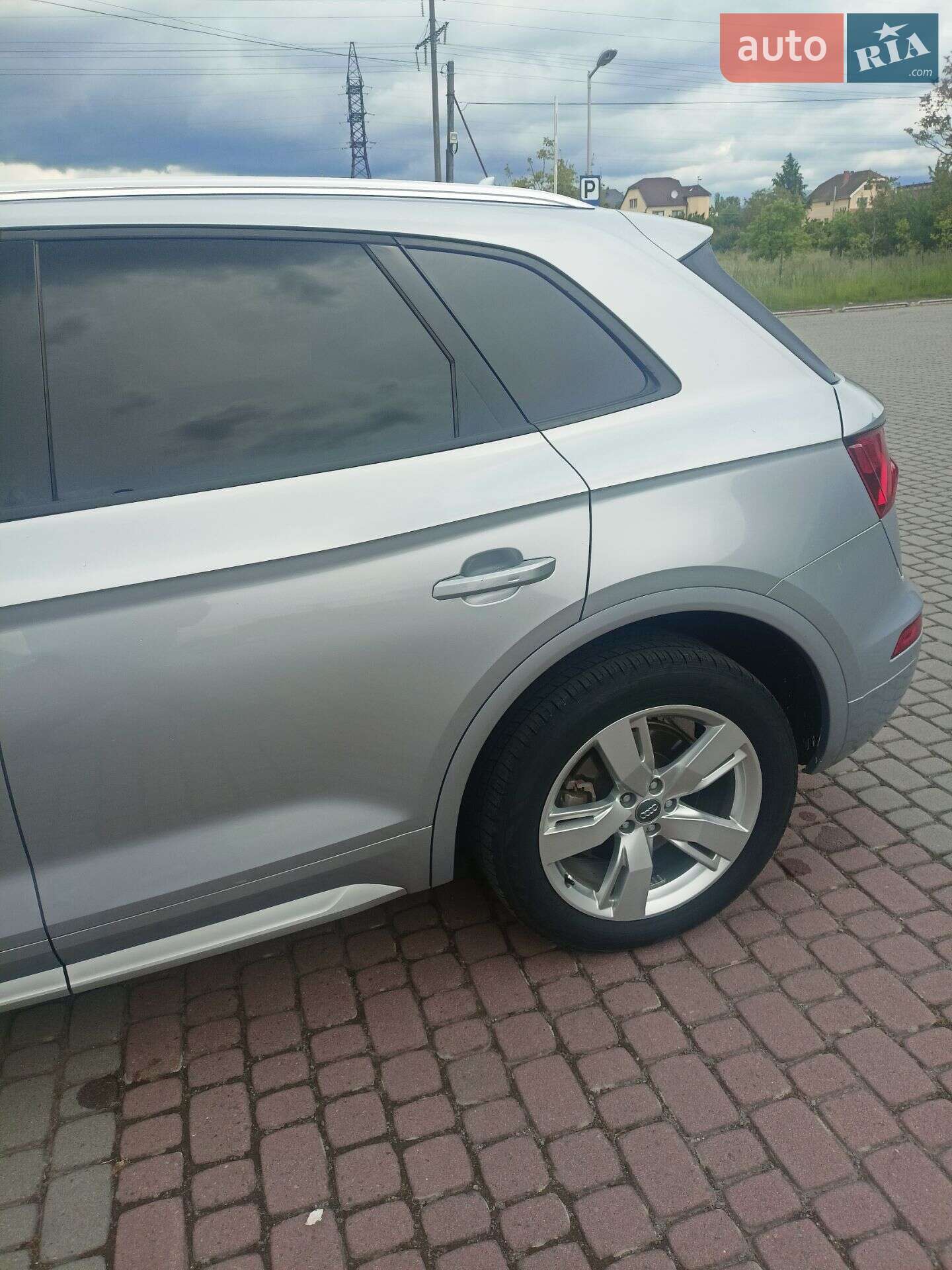 Audi Q5 2018 VIN WA1ANAFY8J2196357 фото оголошення 30 з 73