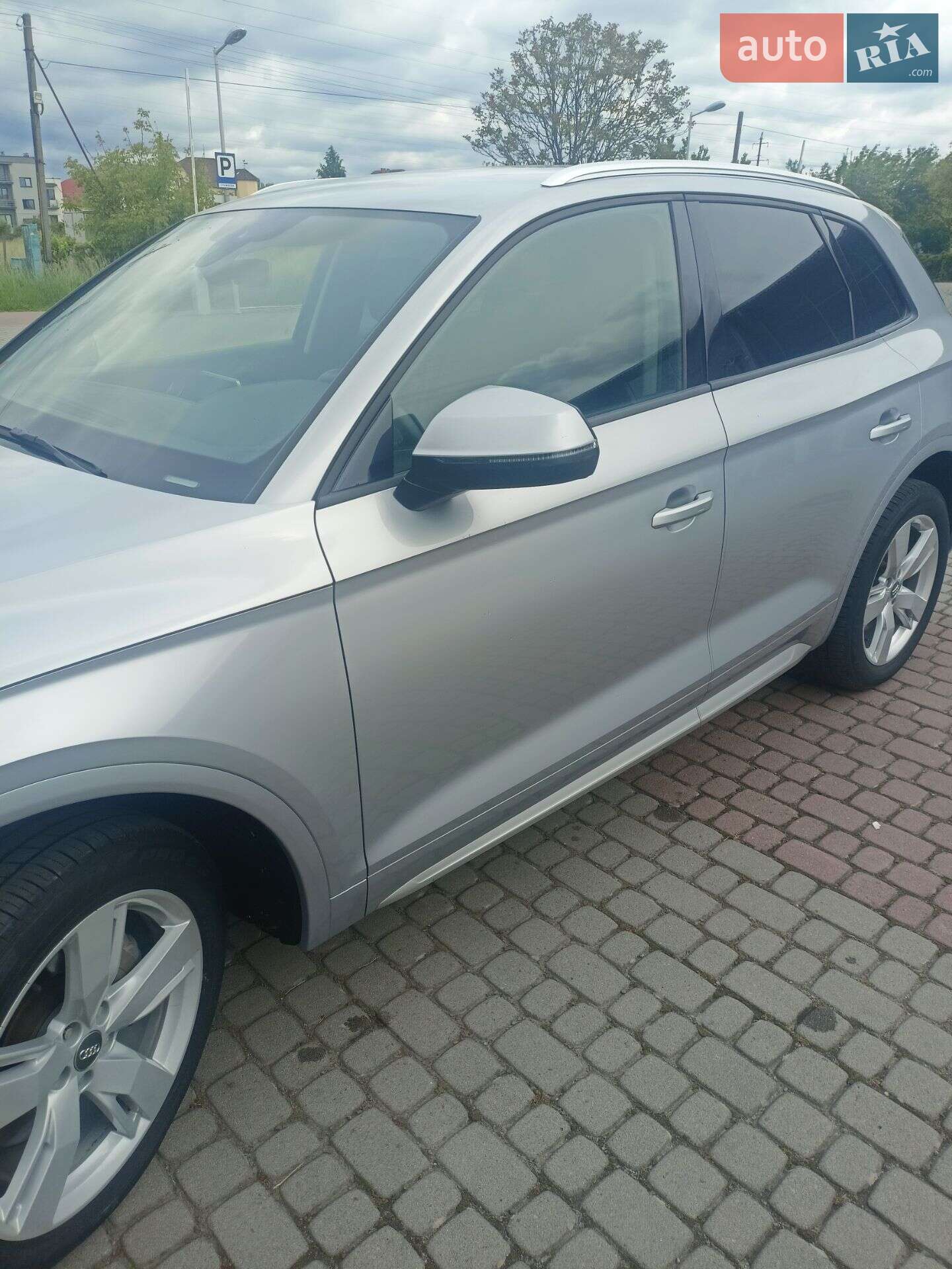 Audi Q5 2018 VIN WA1ANAFY8J2196357 фото оголошення 31 з 73