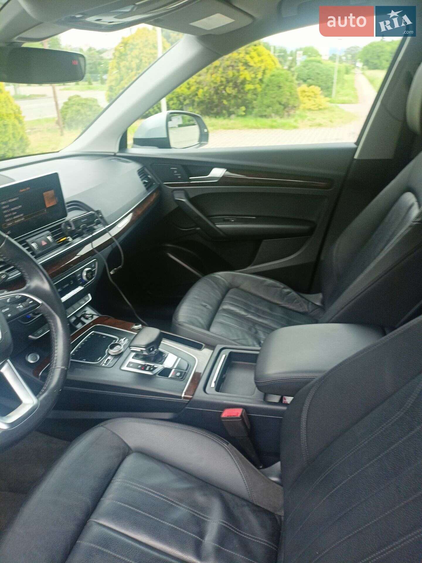 Audi Q5 2018 VIN WA1ANAFY8J2196357 фото оголошення 50 з 73