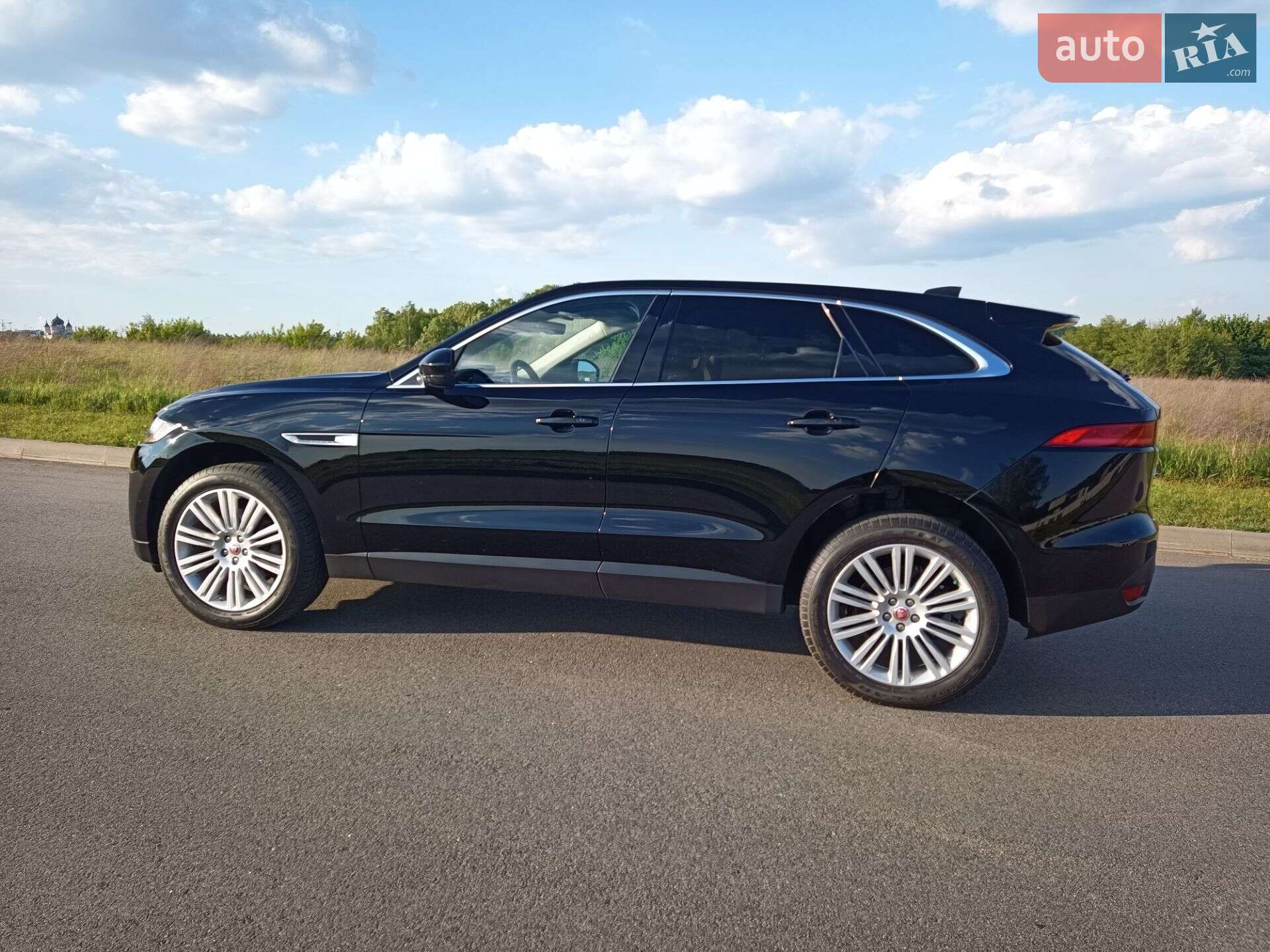 Jaguar F-Pace 2019 VIN SADCK2GX3LA635626 фото оголошення 14 з 68