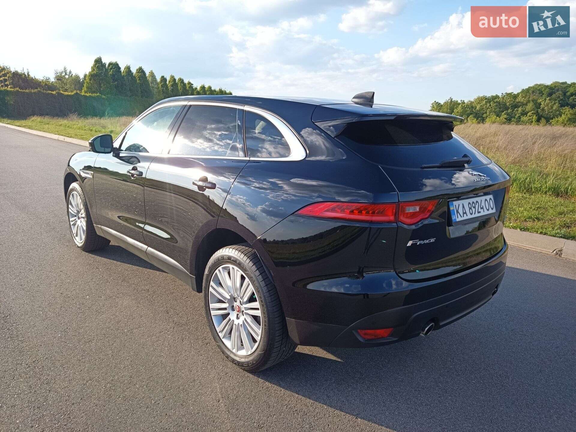 Jaguar F-Pace 2019 VIN SADCK2GX3LA635626 фото оголошення 19 з 68