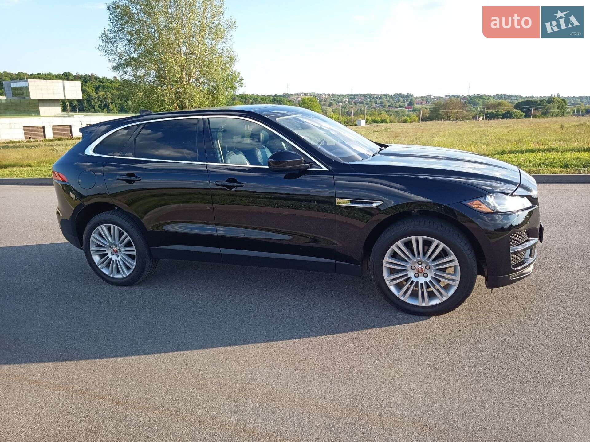 Jaguar F-Pace 2019 VIN SADCK2GX3LA635626 фото оголошення 30 з 68