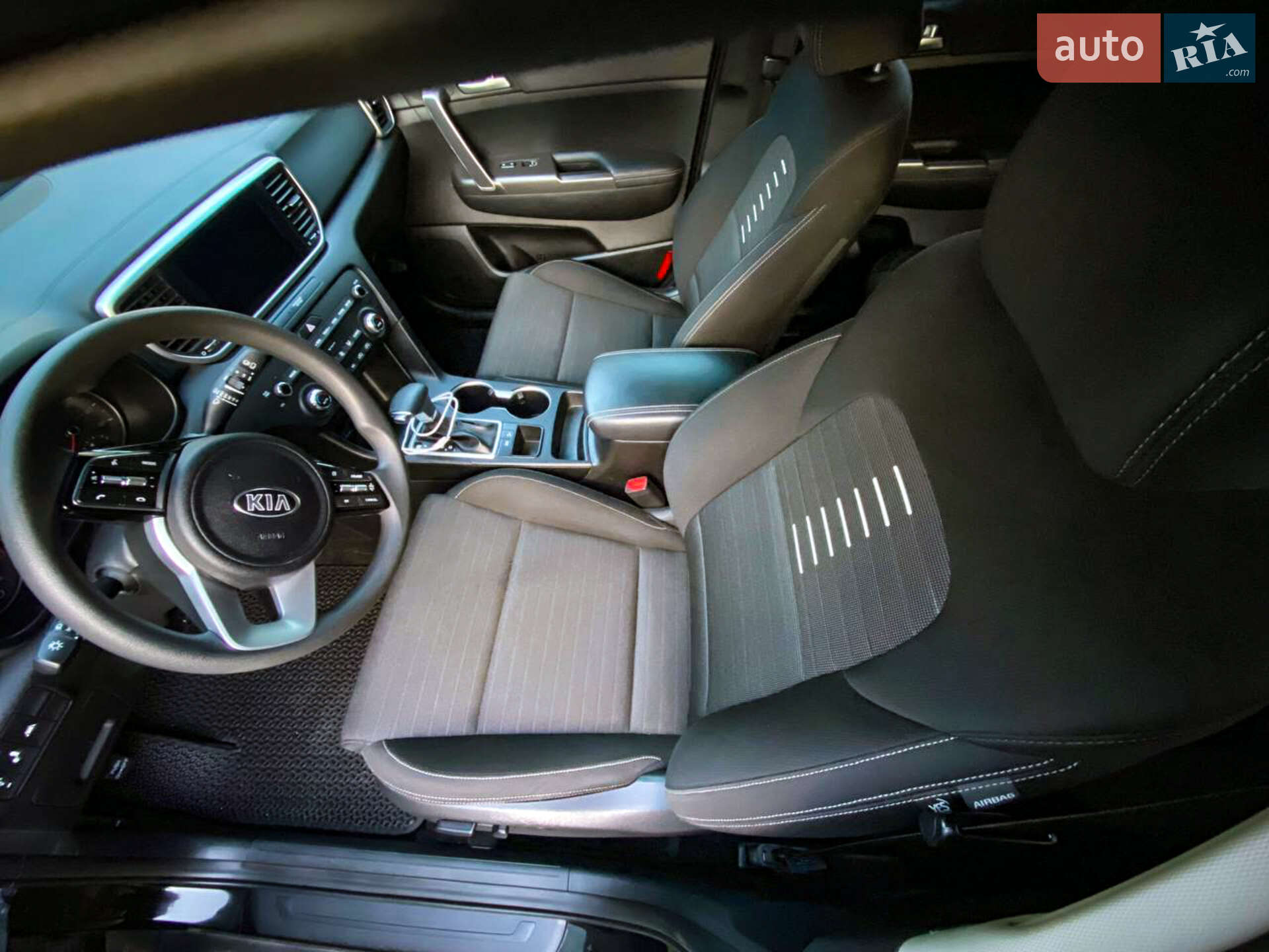 Kia Sportage 2020 VIN KNDPM3AC1M7888994 фото оголошення 12 з 21